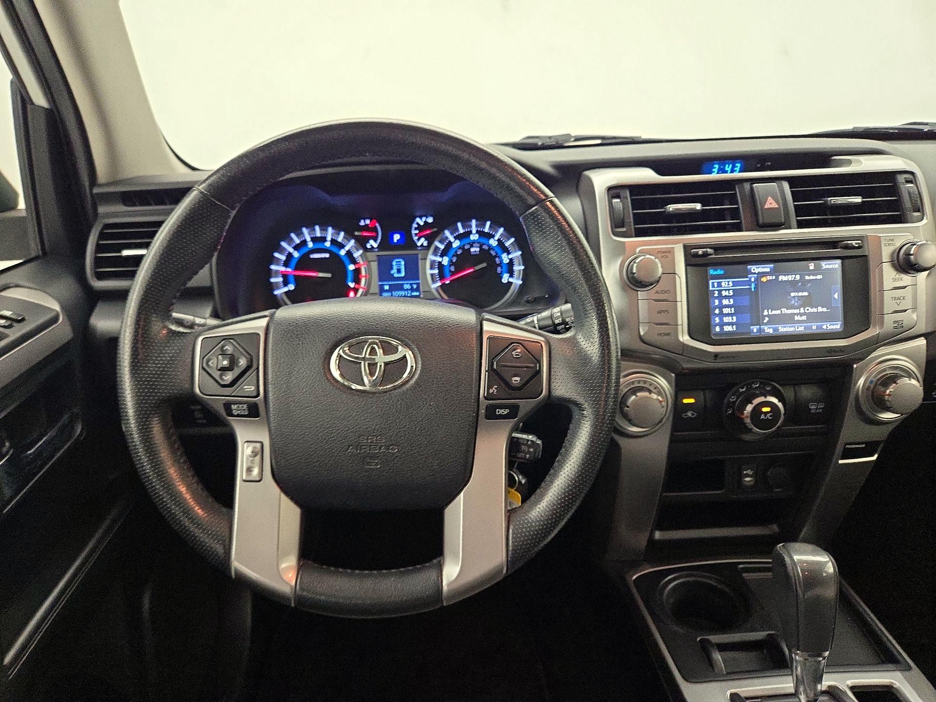 Thumbnail: 2015 Toyota 4Runner - 10