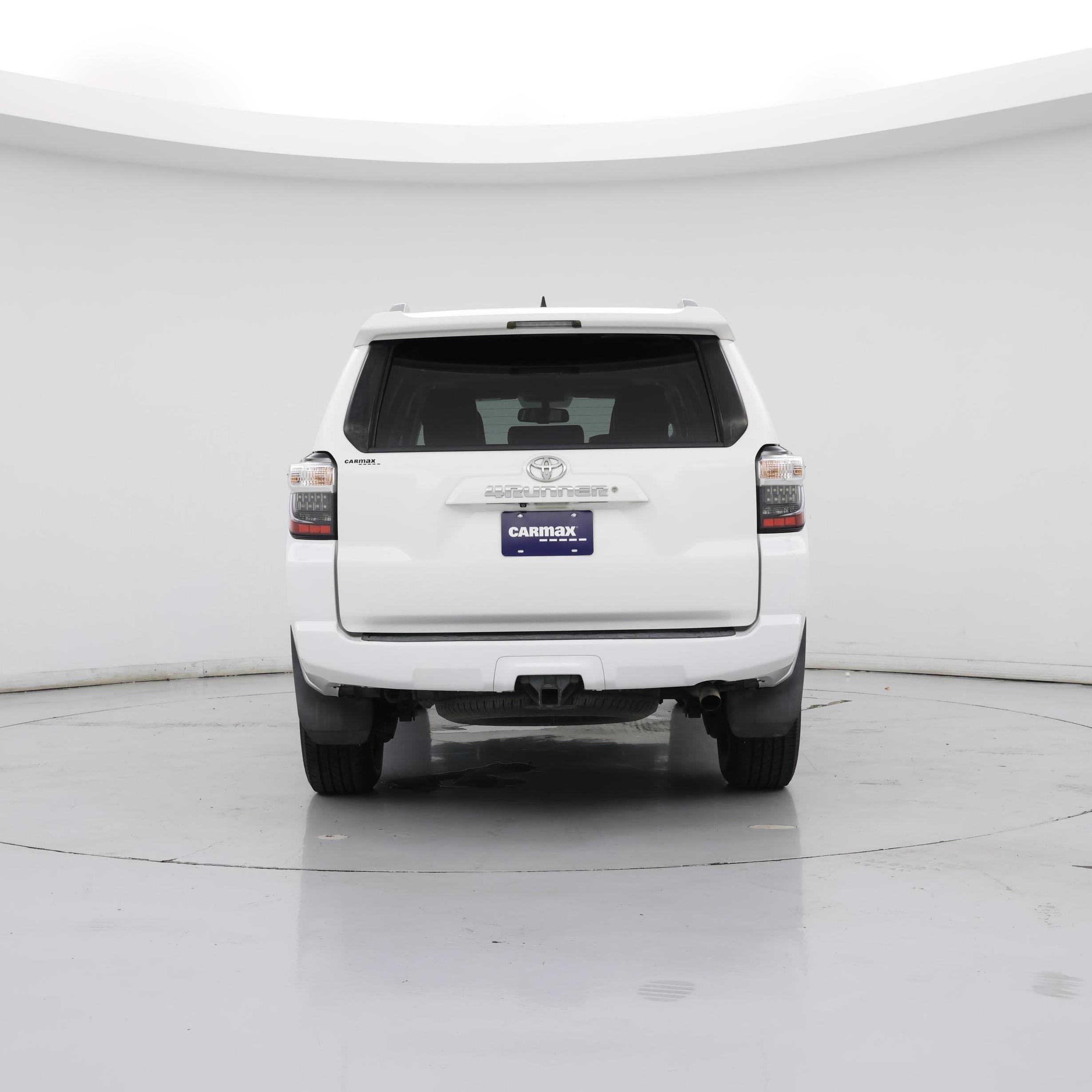 Thumbnail: 2015 Toyota 4Runner - 6