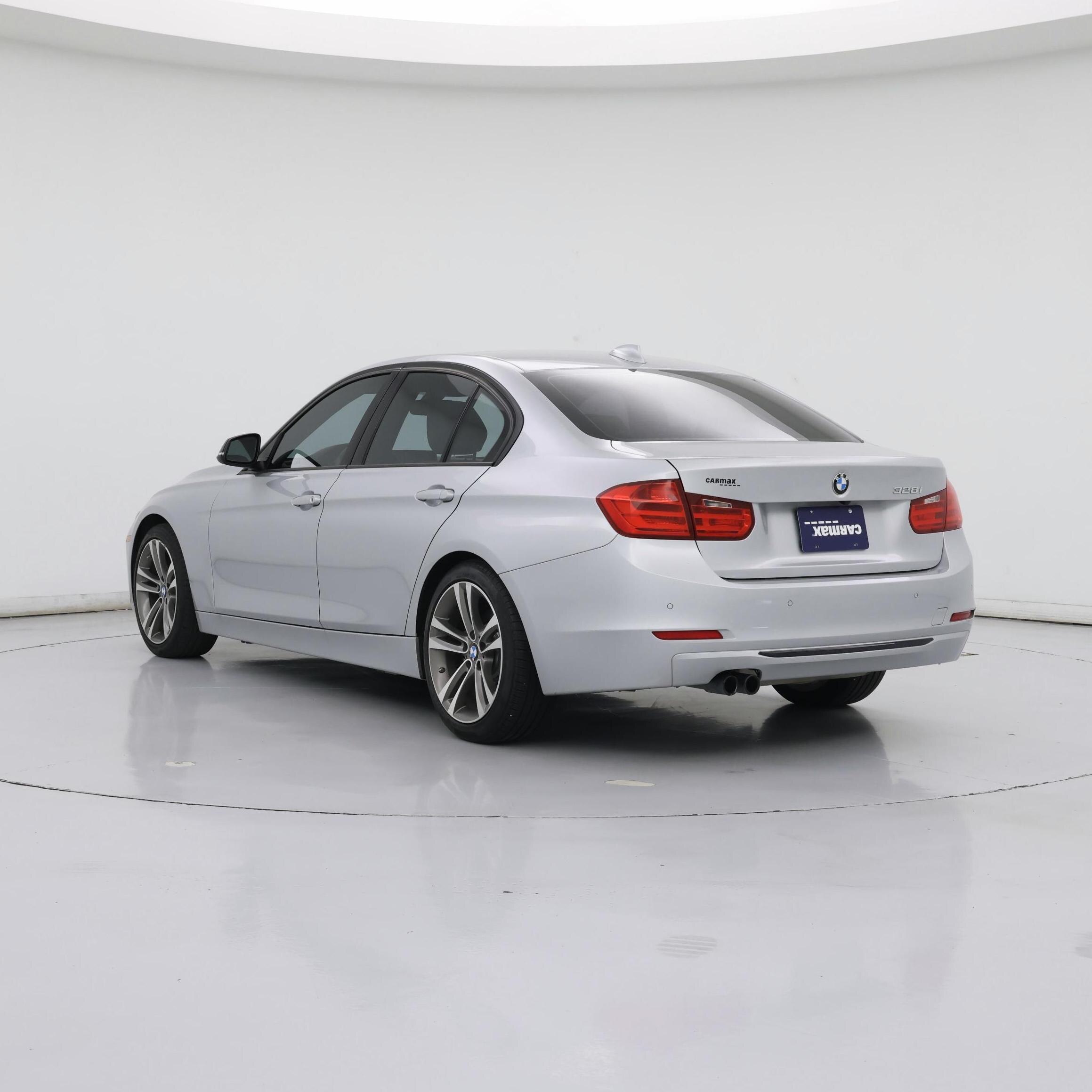 Thumbnail: 2015 BMW 3 Series - 2