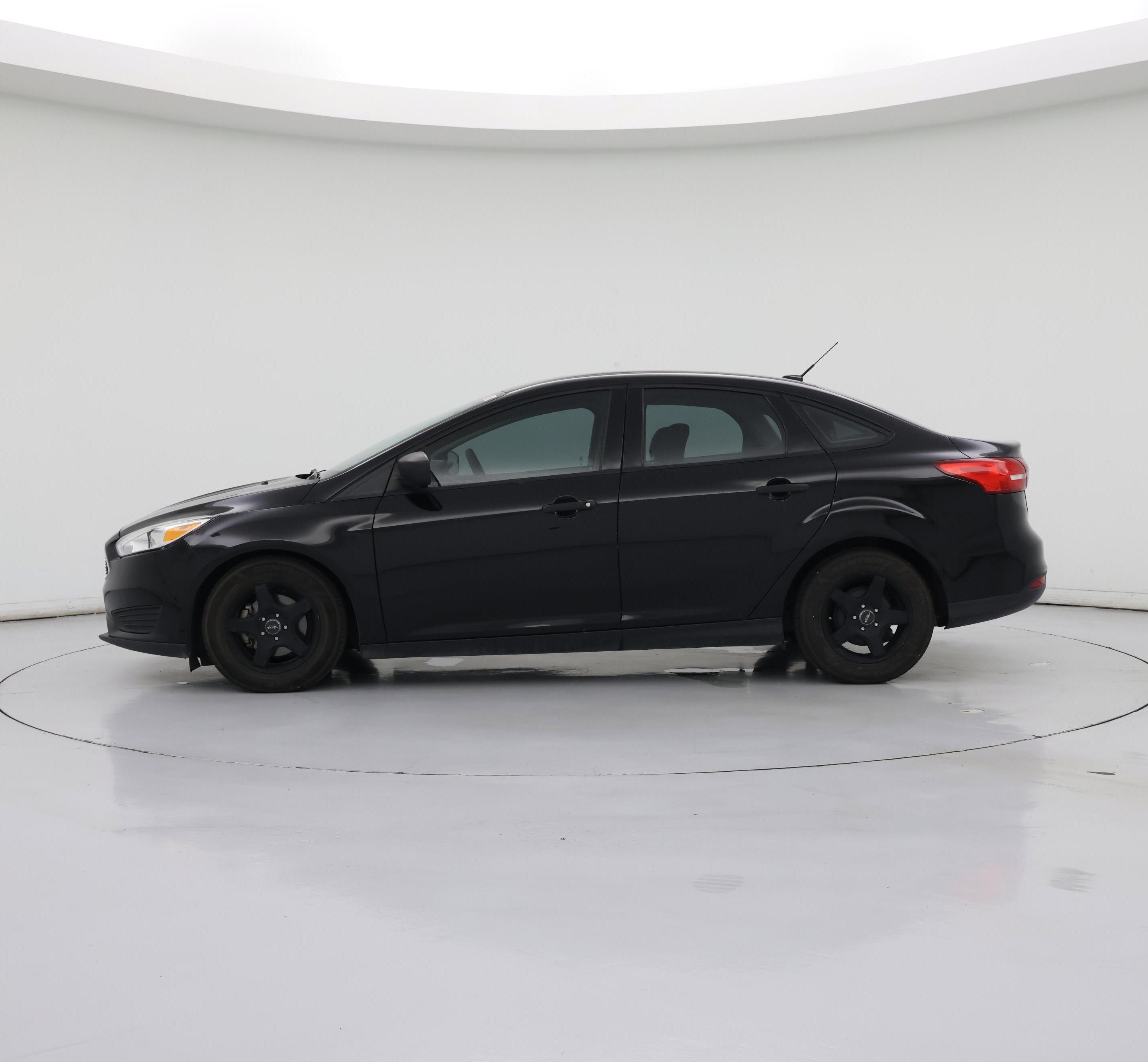Thumbnail: 2018 Ford Focus - 3
