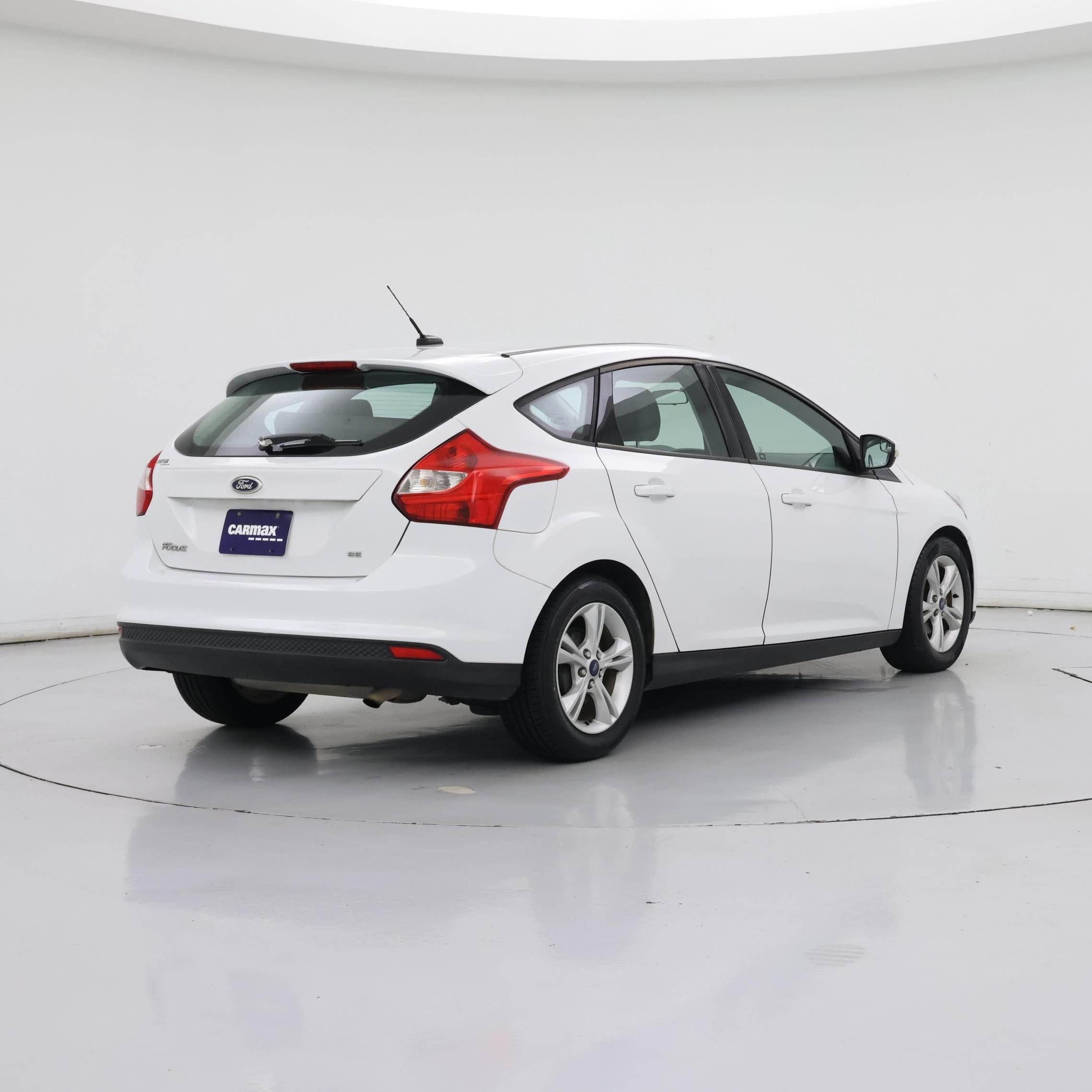 Thumbnail: 2014 Ford Focus - 8