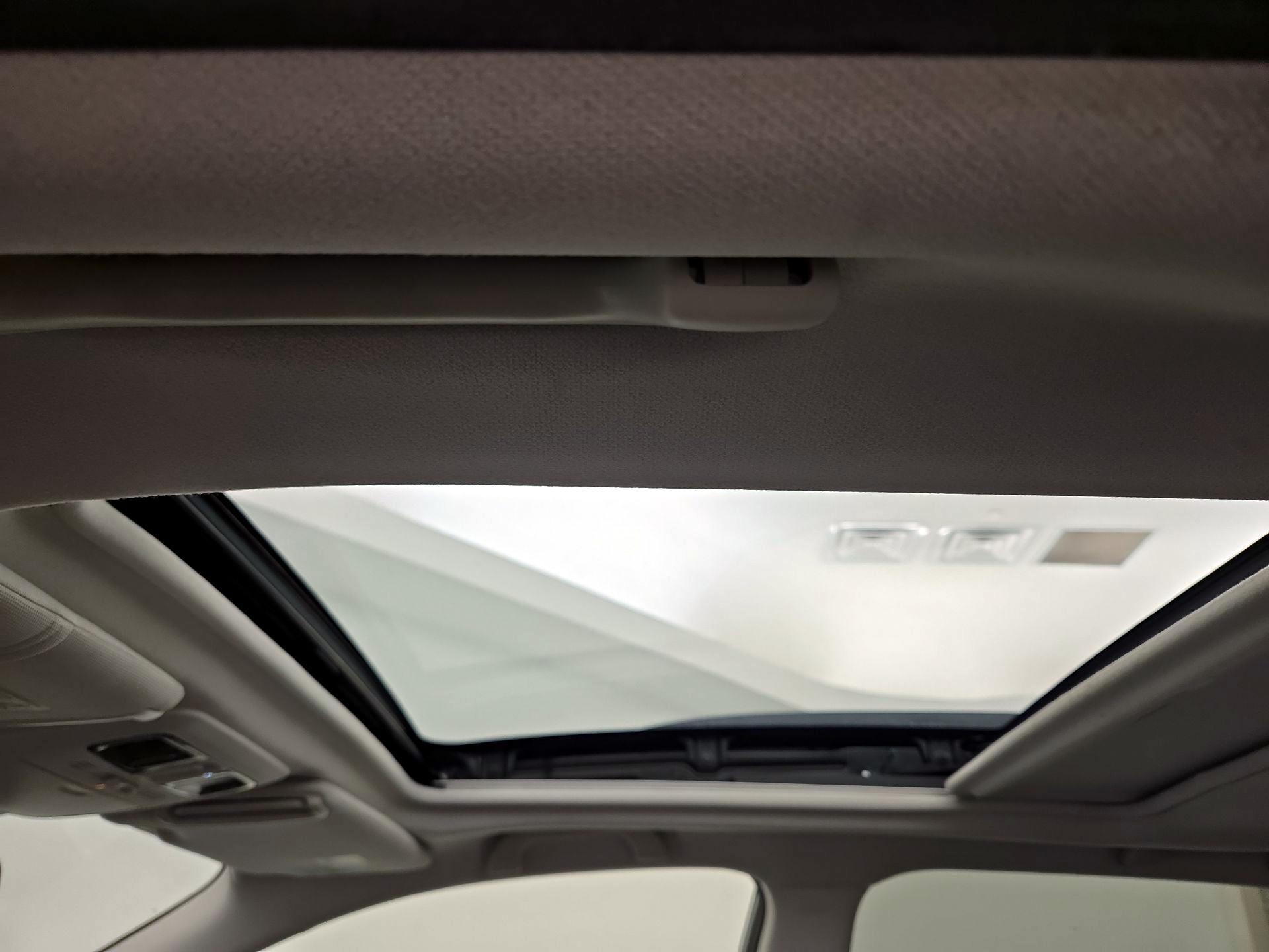 Thumbnail: 2015 Subaru Forester - 19