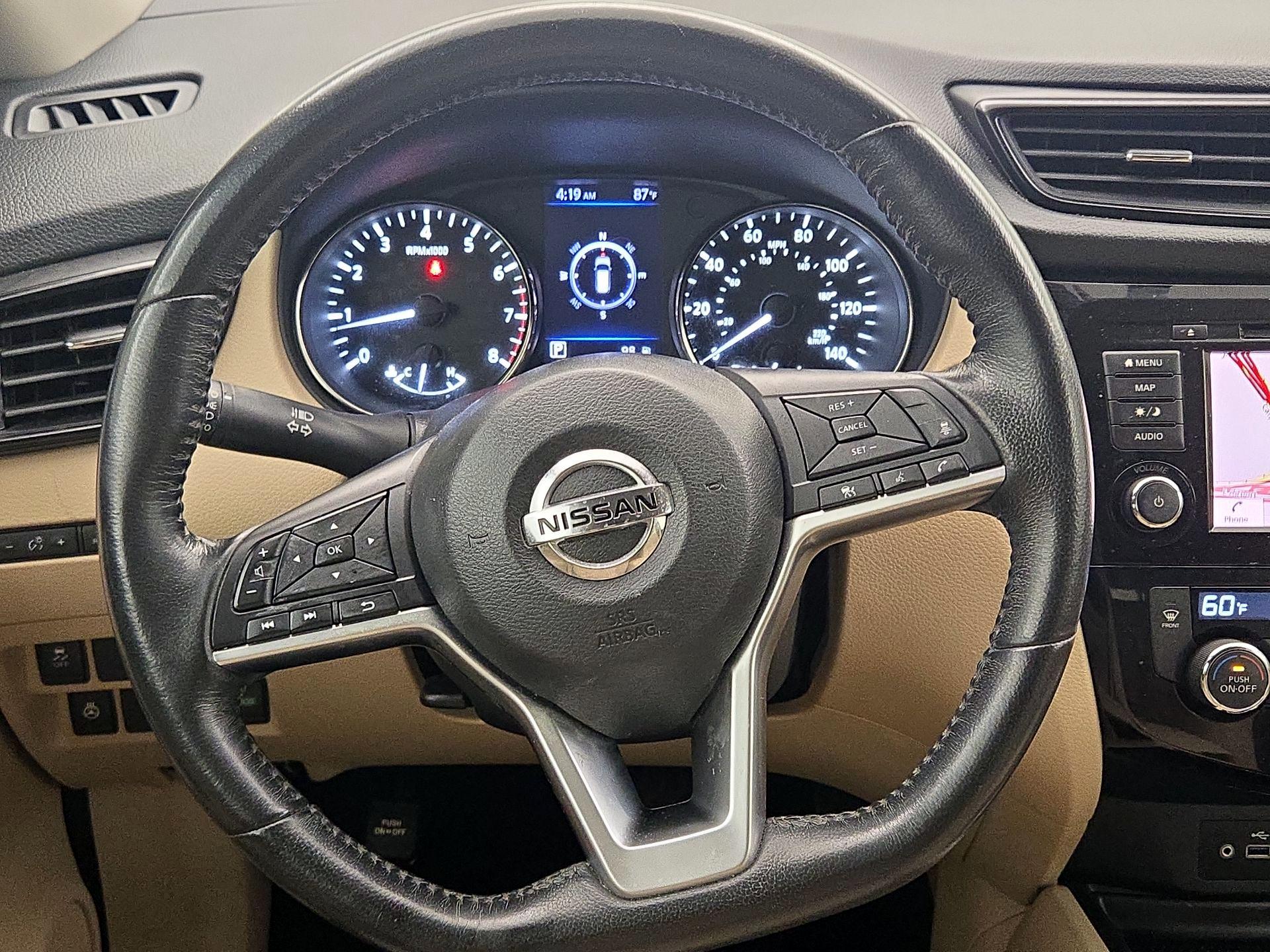 Thumbnail: 2018 Nissan Rogue - 10