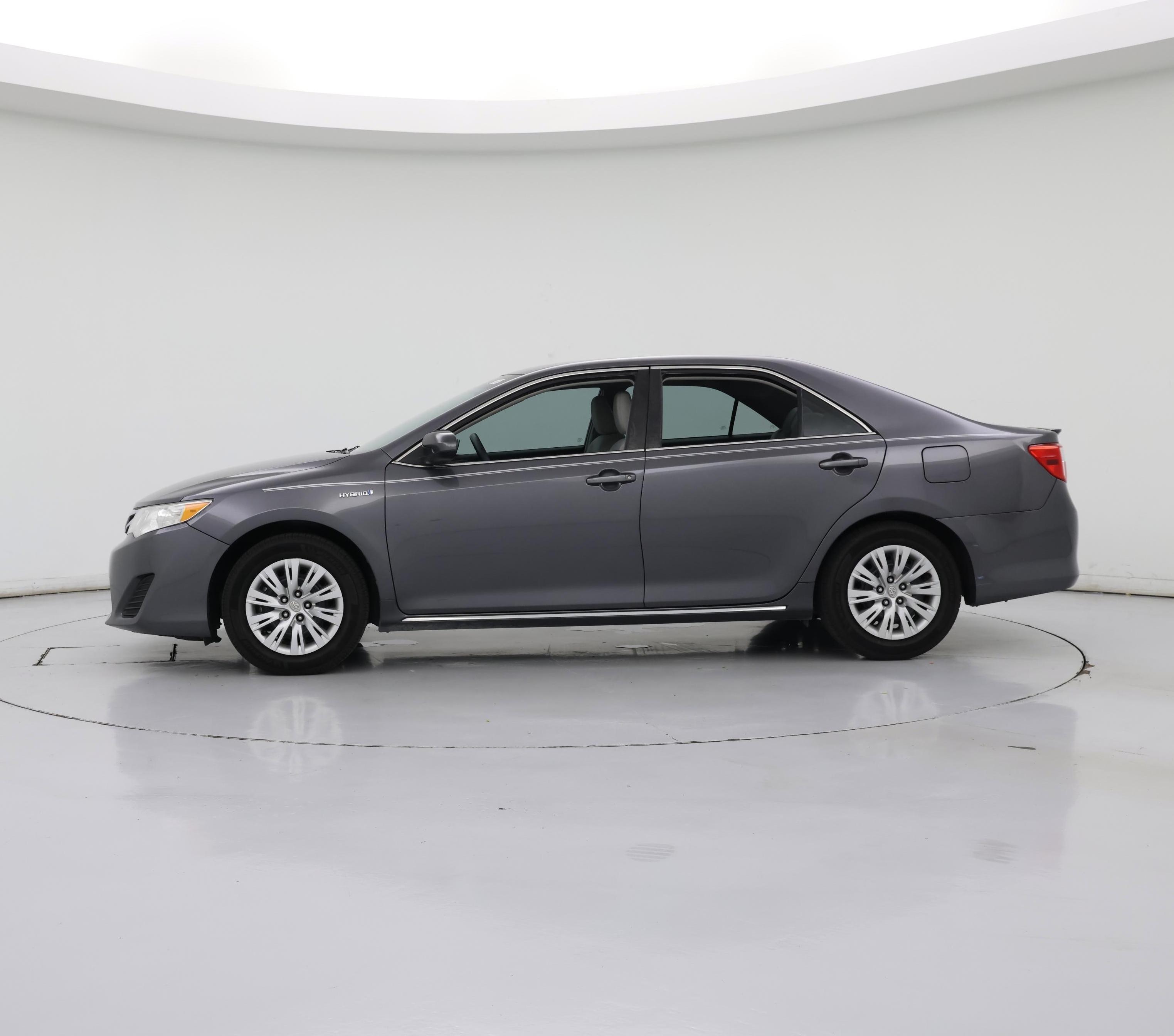 Thumbnail: 2014 Toyota Camry - 3