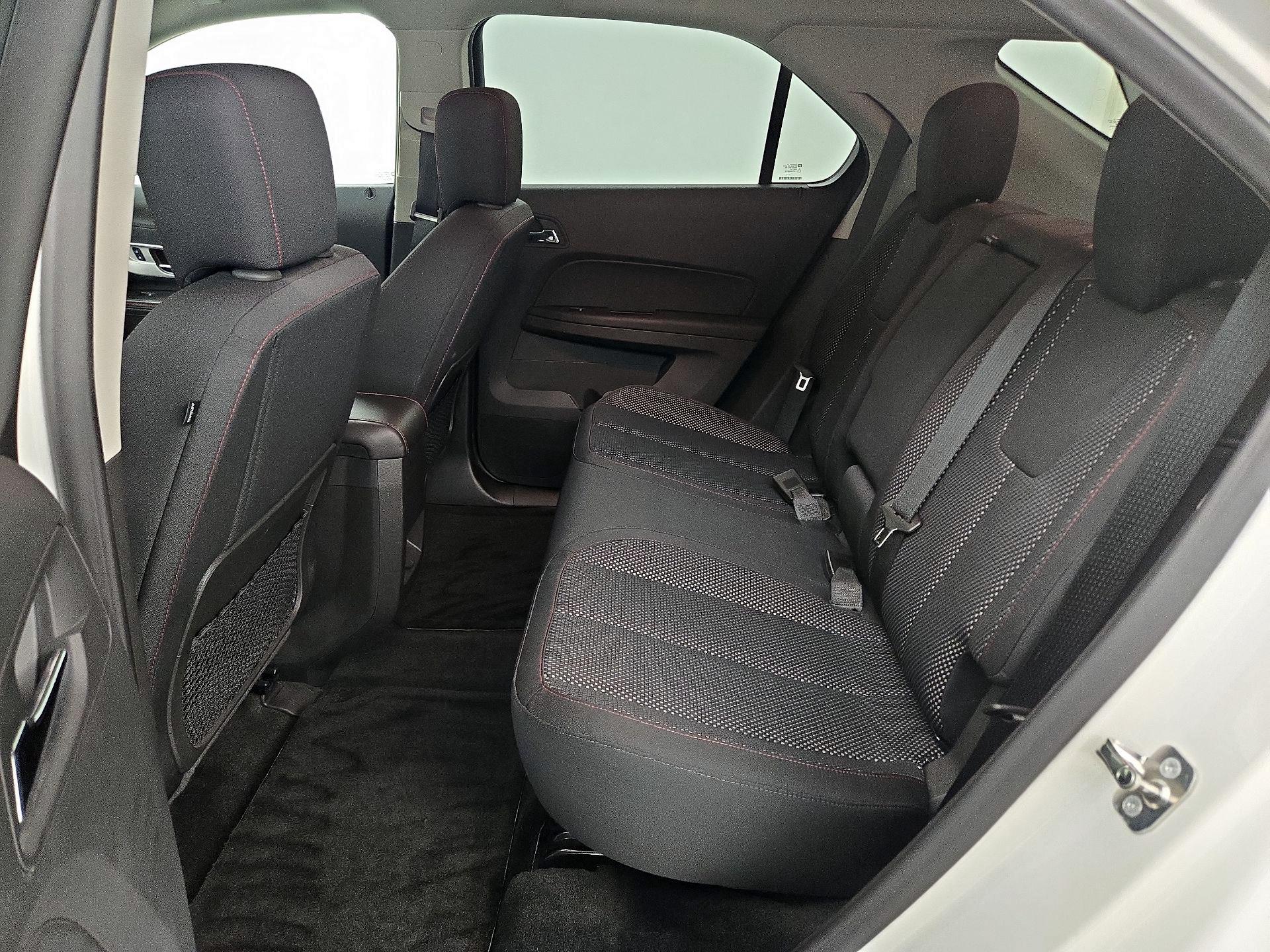 Thumbnail: 2015 Chevrolet Equinox - 19