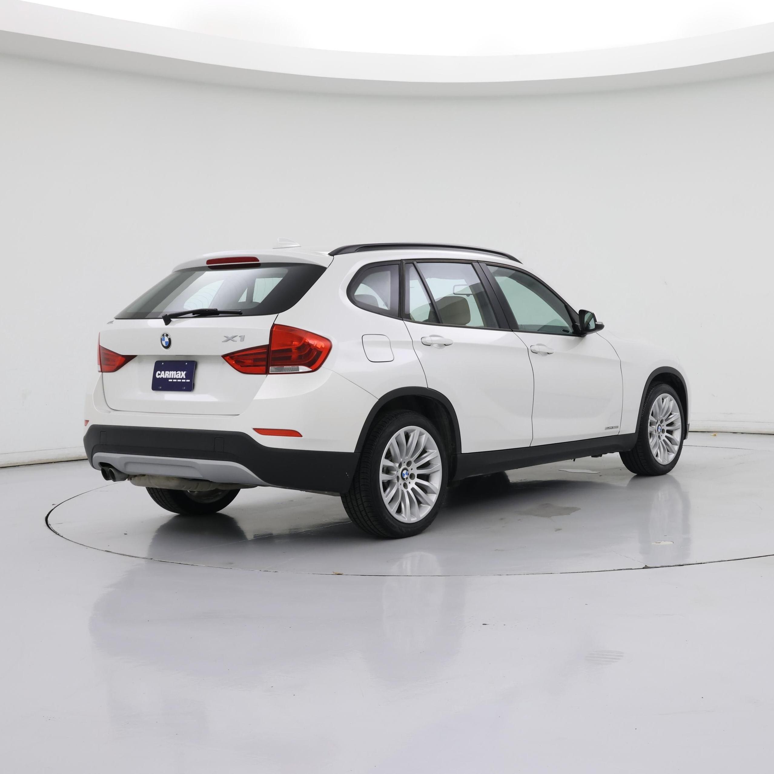 Thumbnail: 2015 BMW X1 - 8