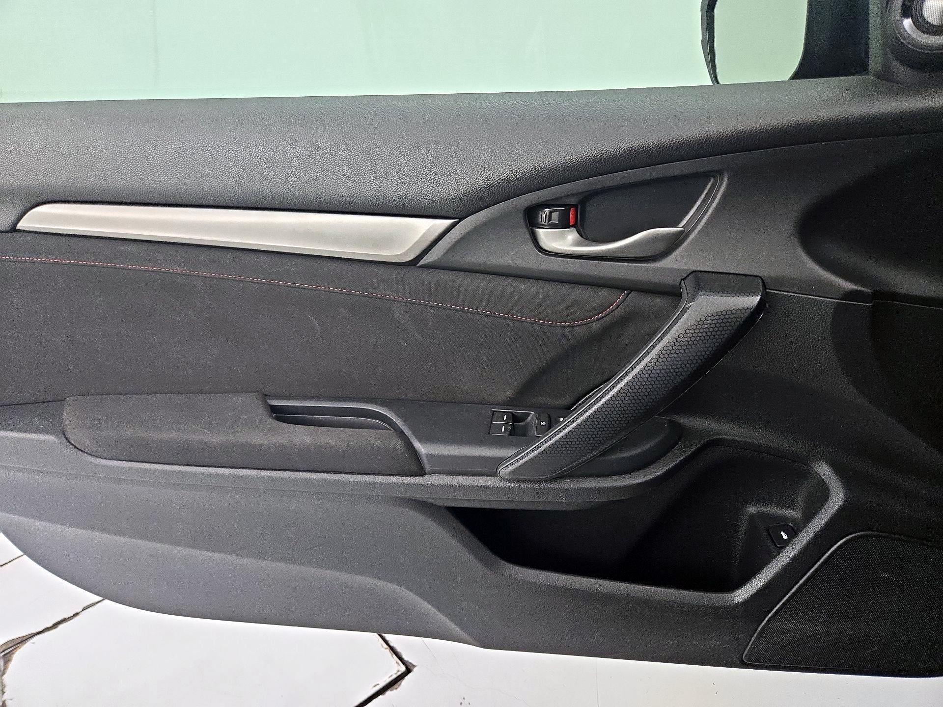 Thumbnail: 2018 Honda Civic - 12