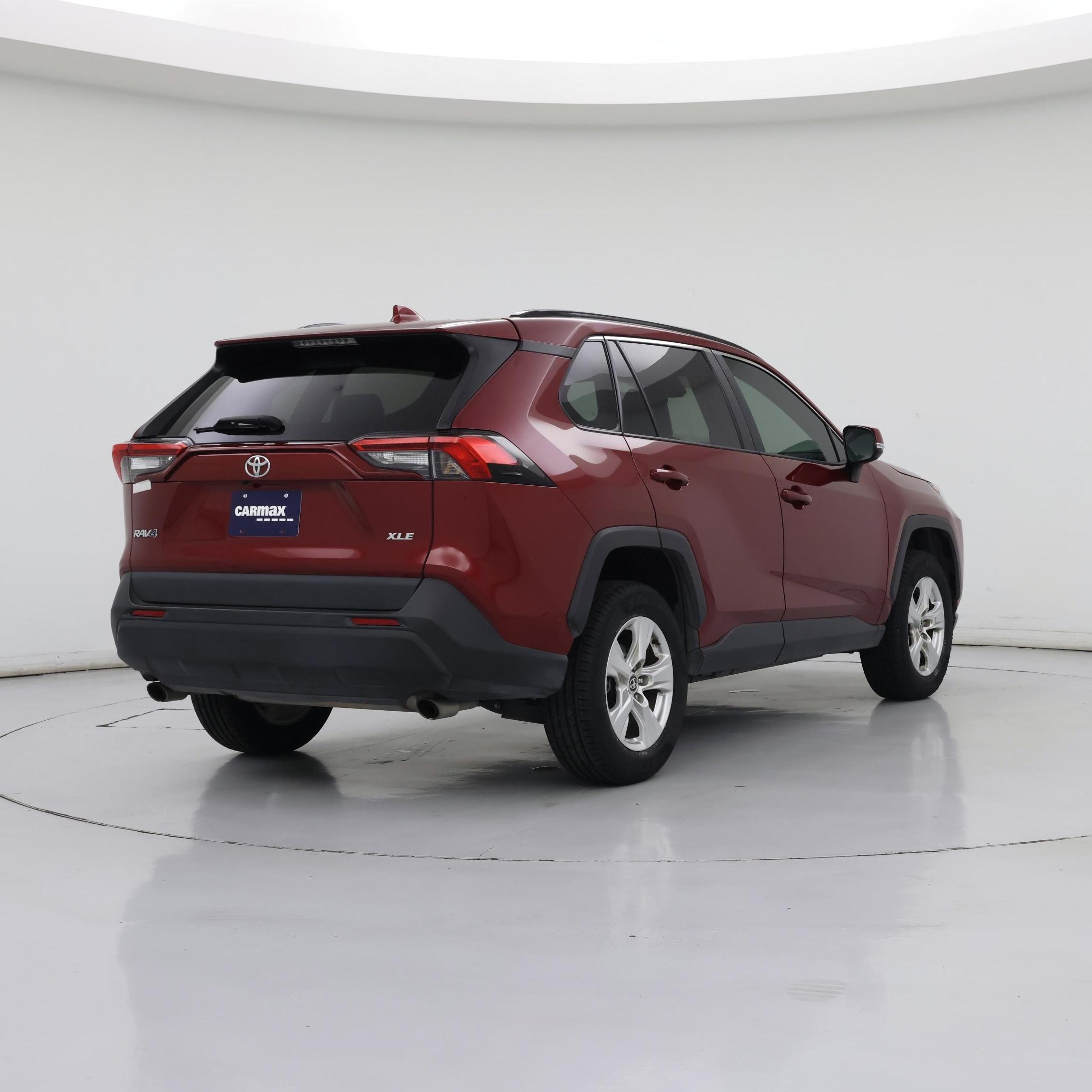 Thumbnail: 2021 Toyota RAV4 - 8