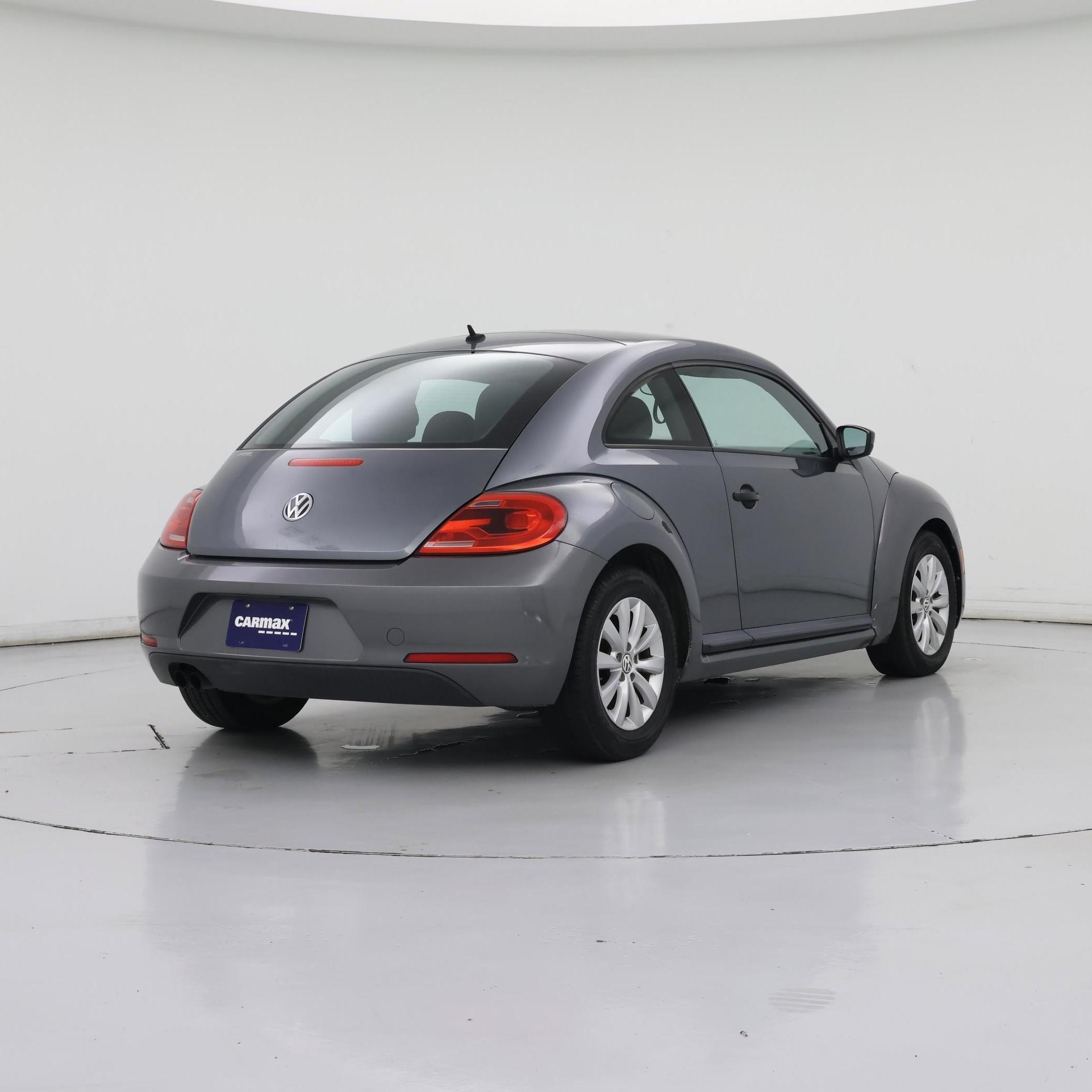 Thumbnail: 2014 Volkswagen Beetle - 8