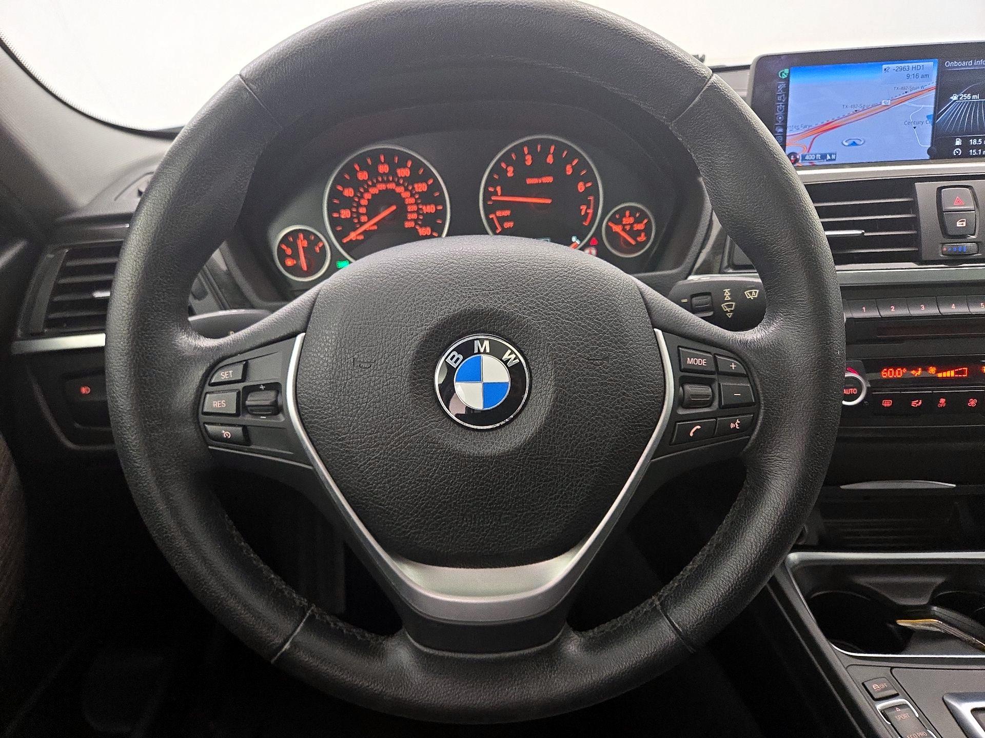 Thumbnail: 2015 BMW 3 Series - 10