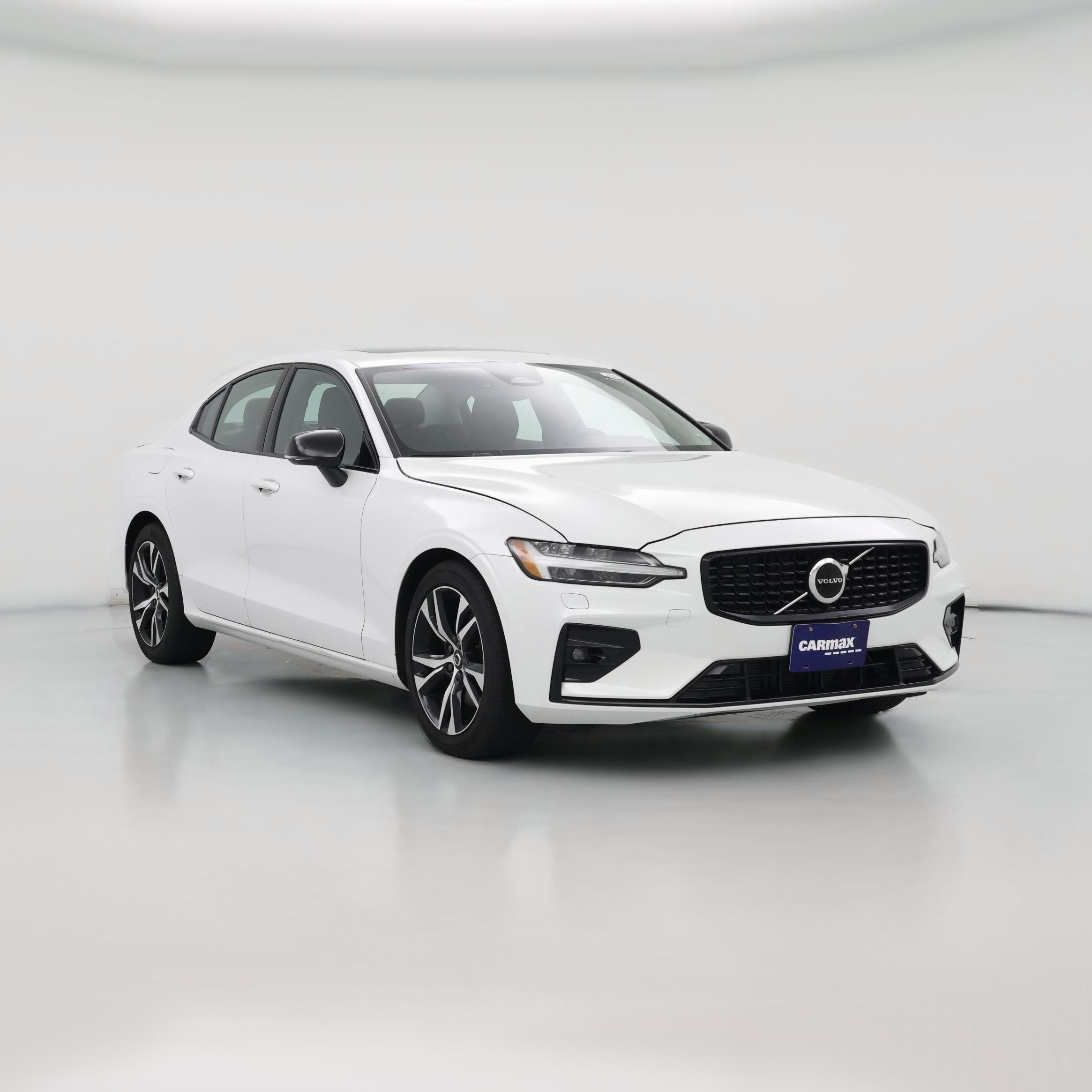 Thumbnail: 2025 Volvo S60 - 1