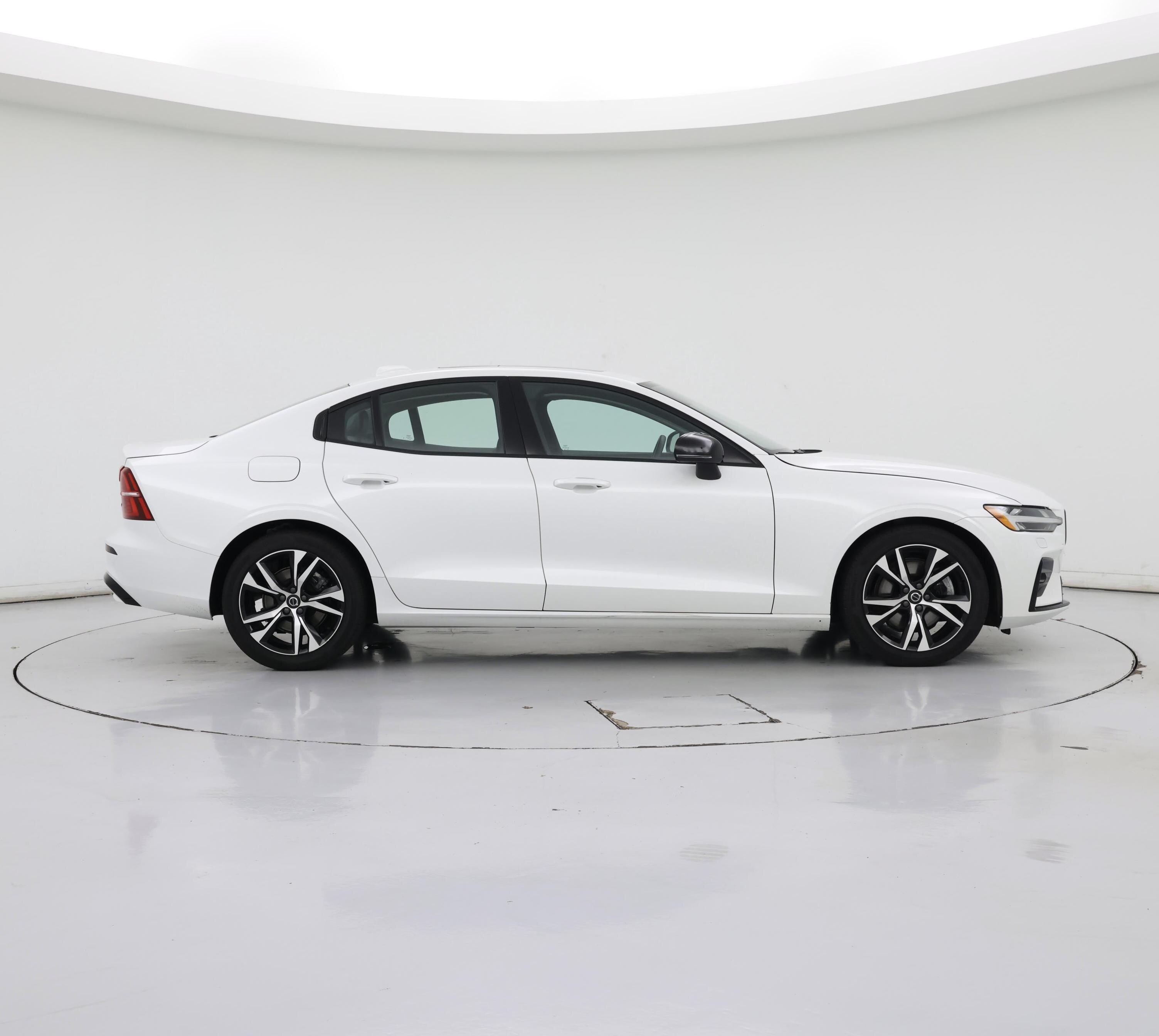 Thumbnail: 2025 Volvo S60 - 7