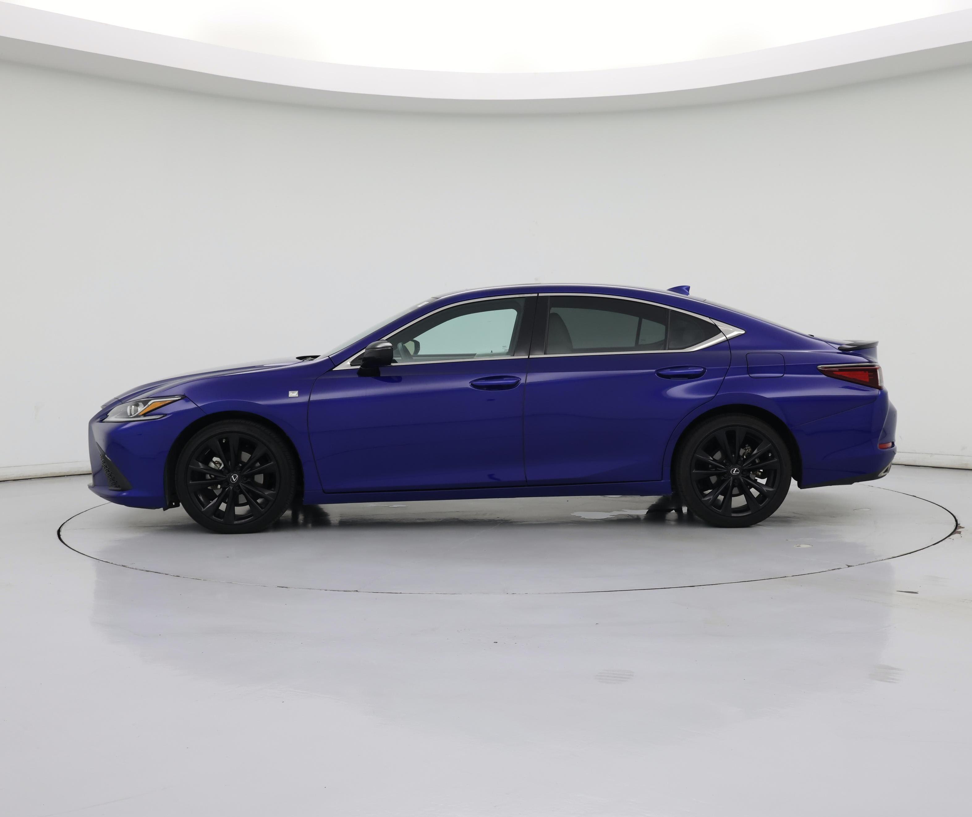 Thumbnail: 2021 Lexus ES - 3