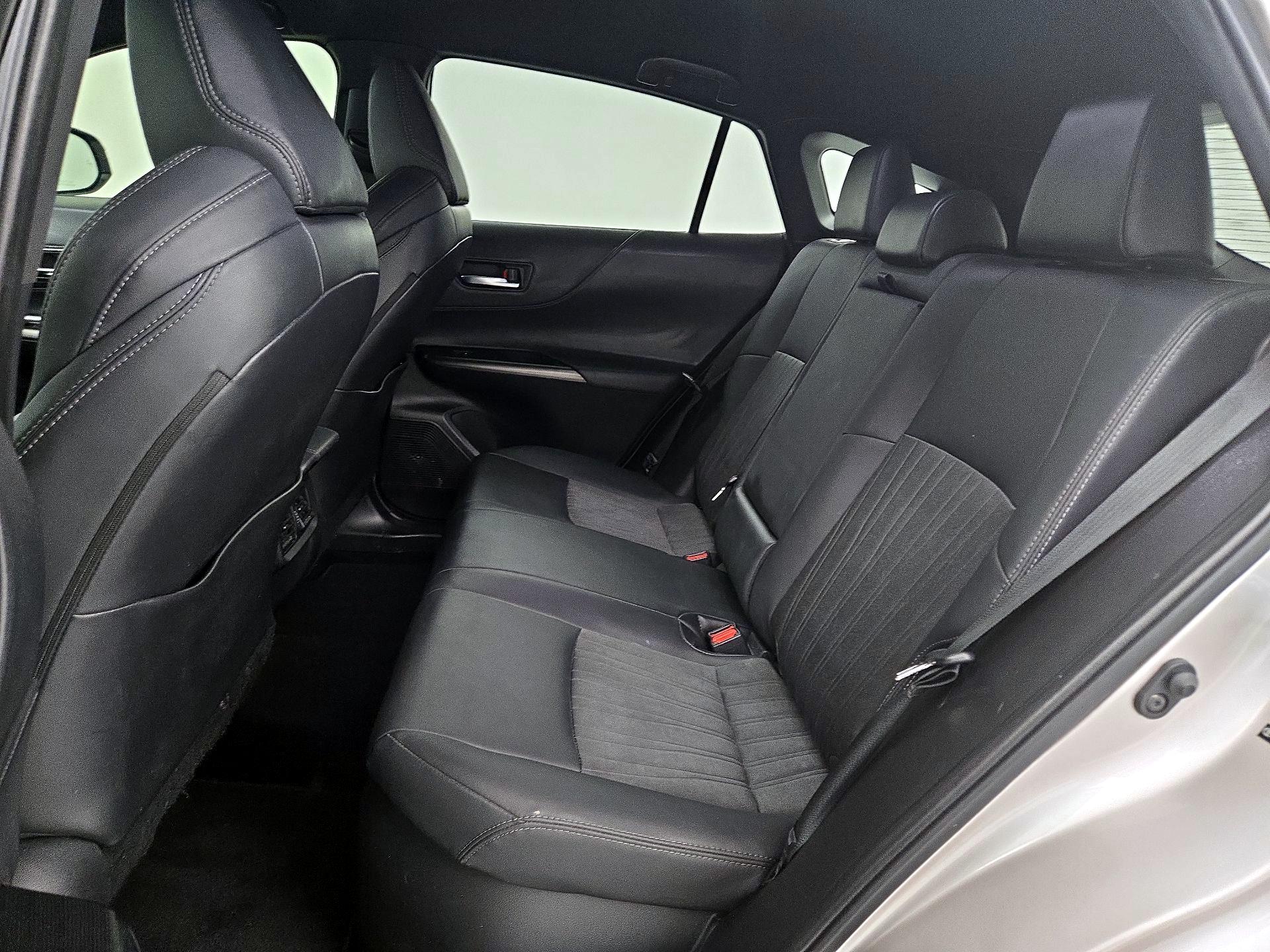 Thumbnail: 2021 Toyota Venza - 19