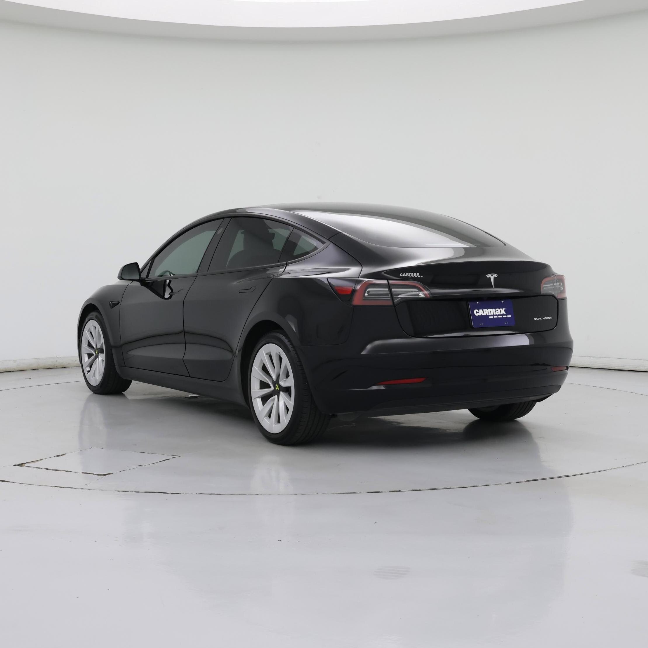 Thumbnail: 2023 Tesla Model 3 - 2