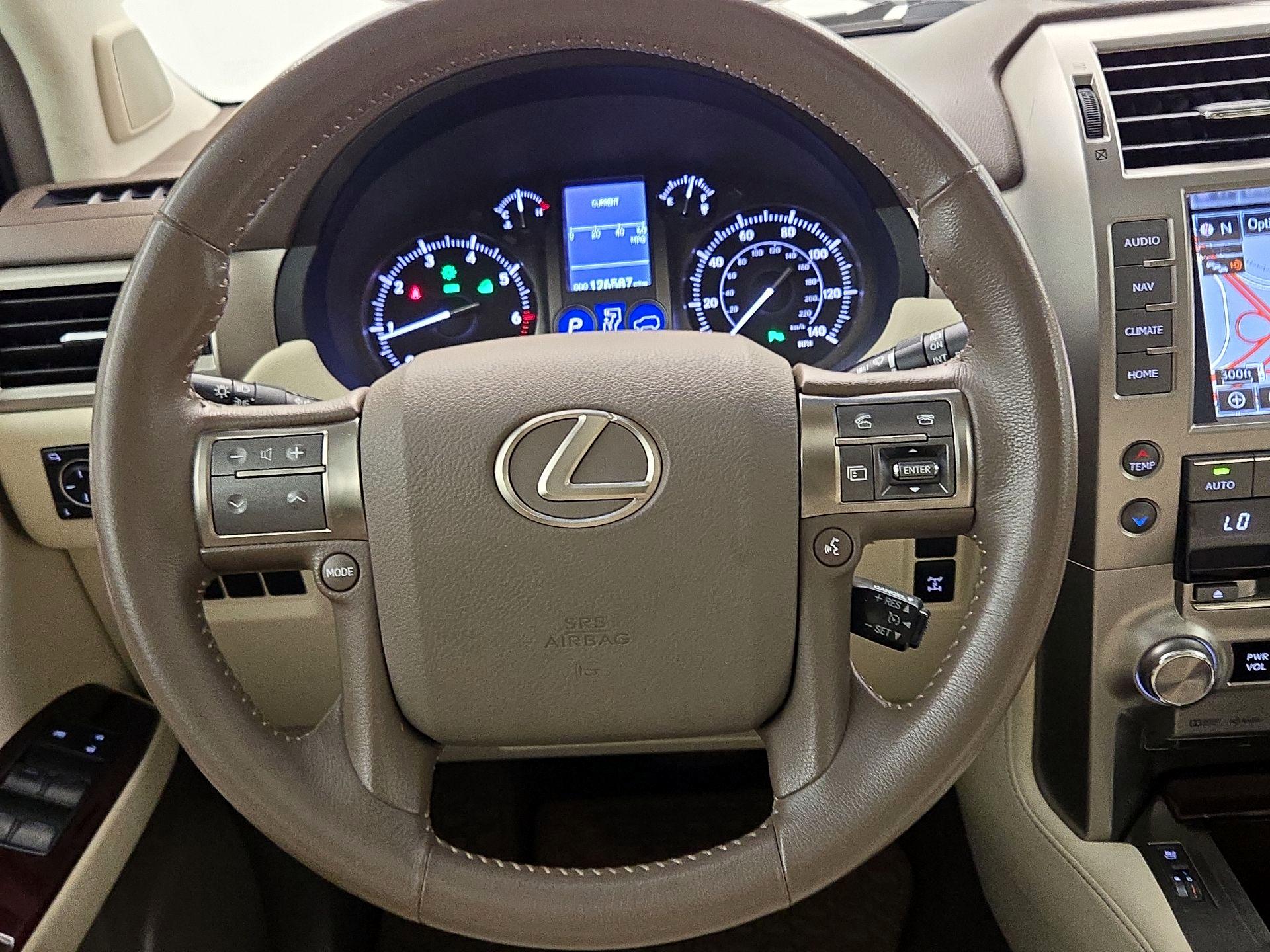 Thumbnail: 2017 Lexus GX - 10