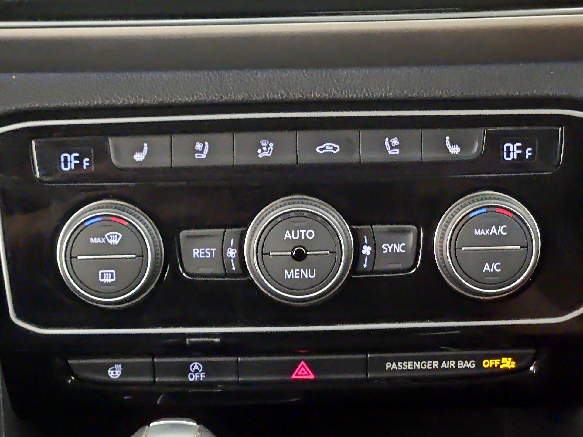 Thumbnail: 2018 Volkswagen Atlas - 16