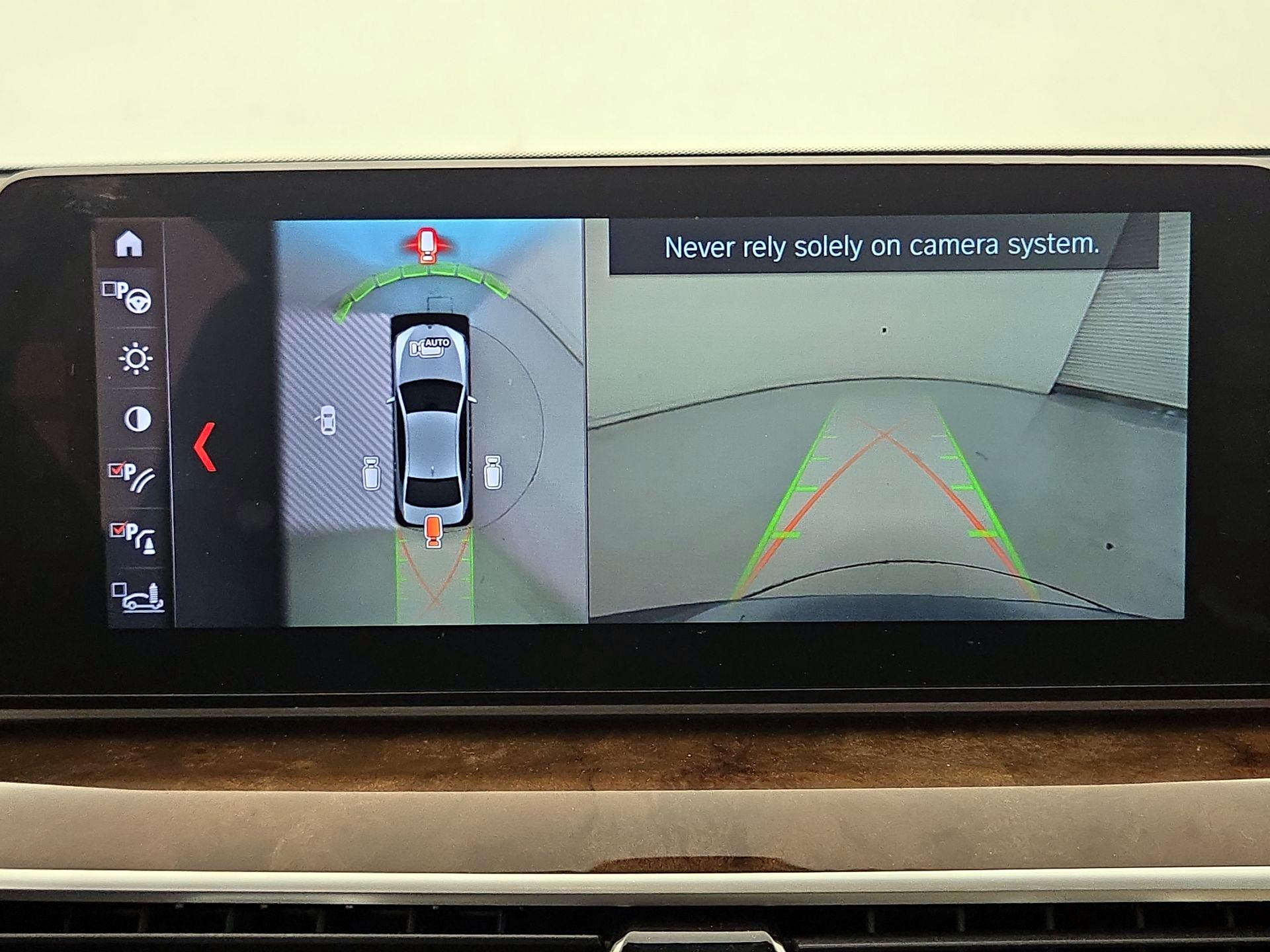 Thumbnail: 2017 BMW 5 Series - 15