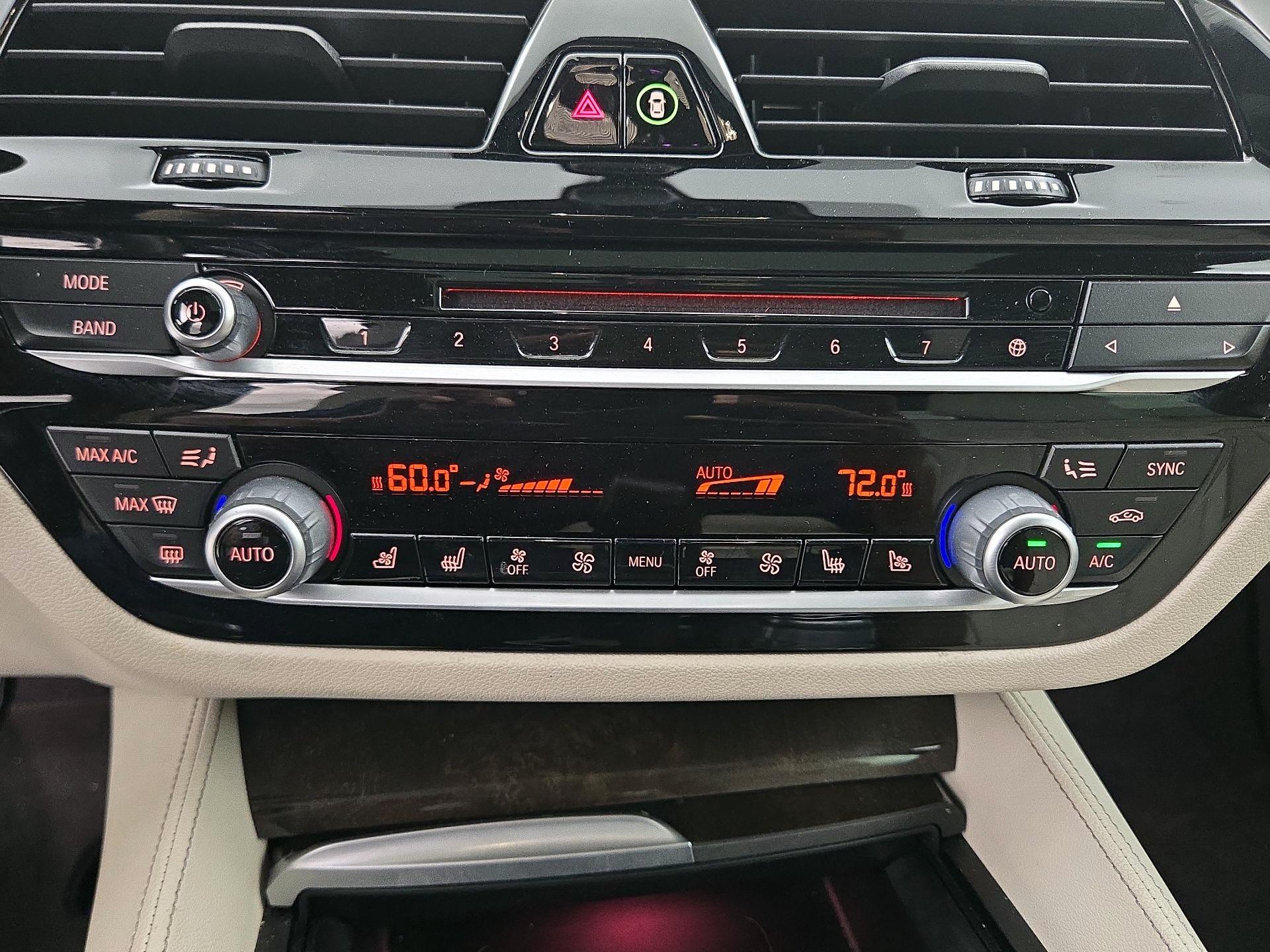 Thumbnail: 2017 BMW 5 Series - 17