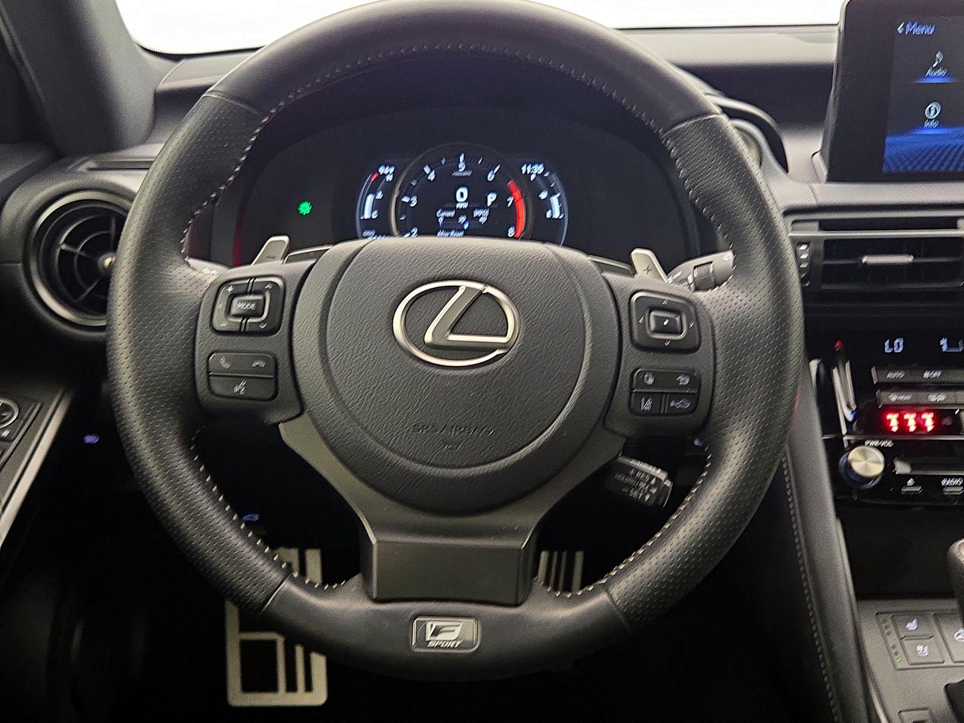 Thumbnail: 2023 Lexus IS - 10