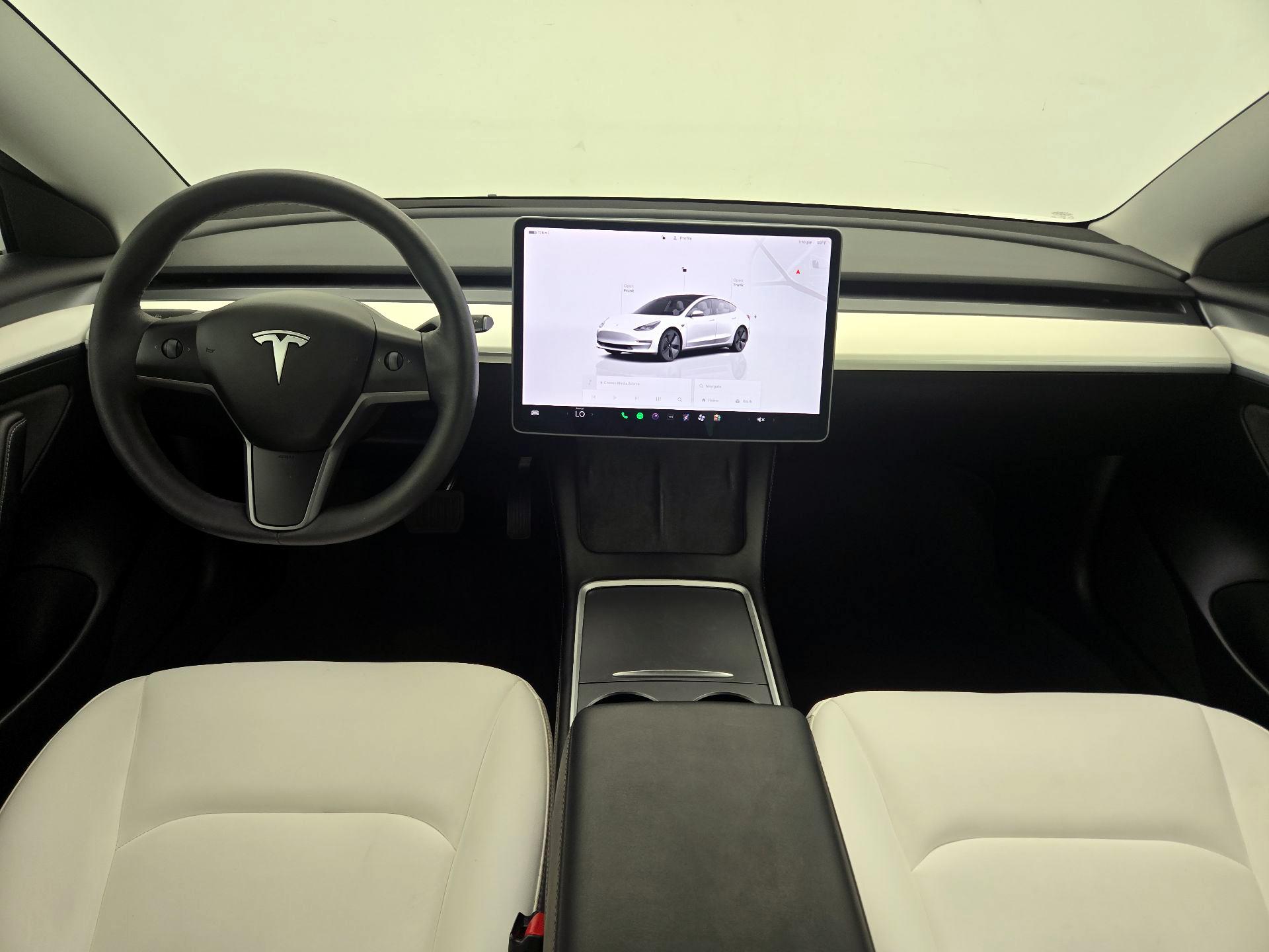 Thumbnail: 2023 Tesla Model 3 - 9