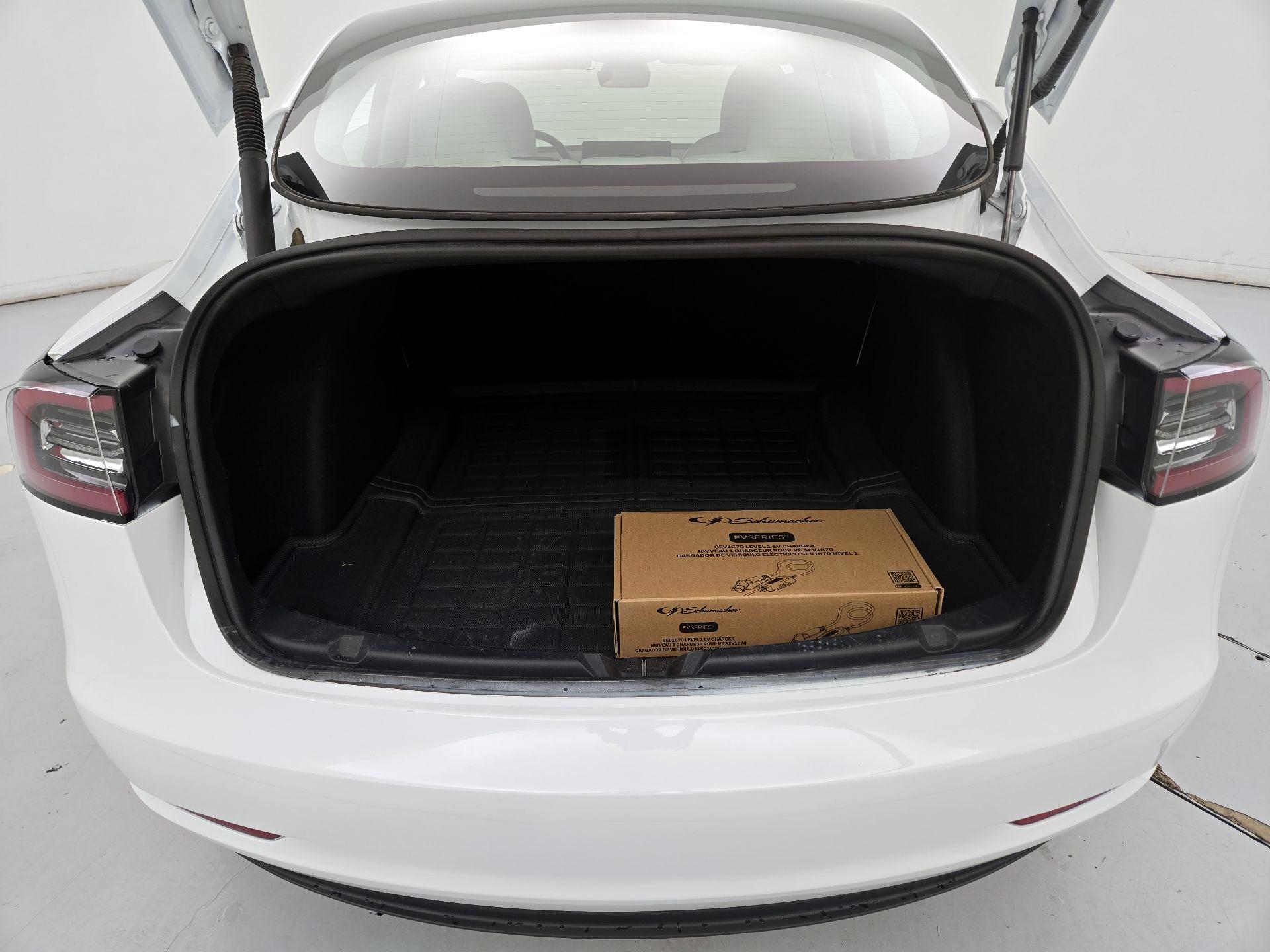 Thumbnail: 2023 Tesla Model 3 - 20