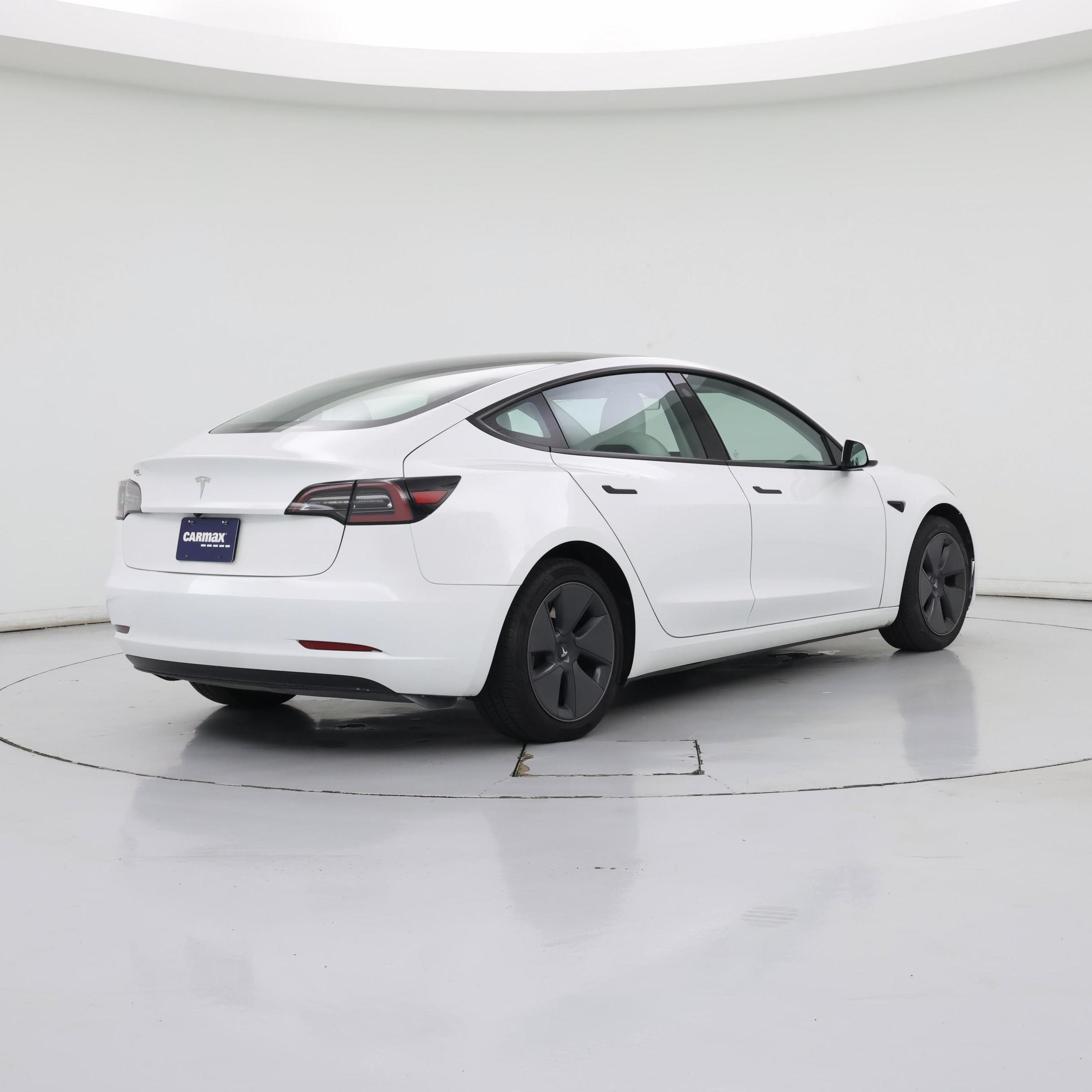 Thumbnail: 2023 Tesla Model 3 - 8