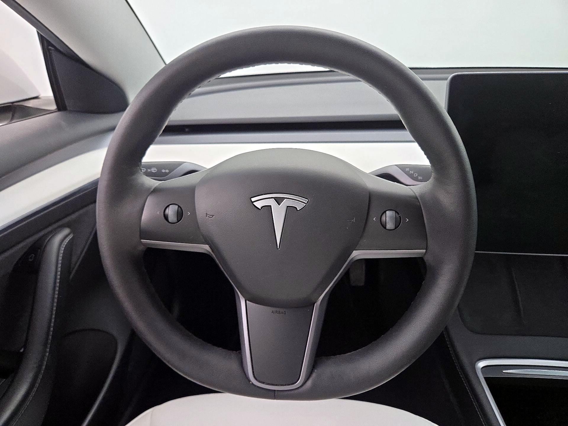 Thumbnail: 2022 Tesla Model 3 - 10