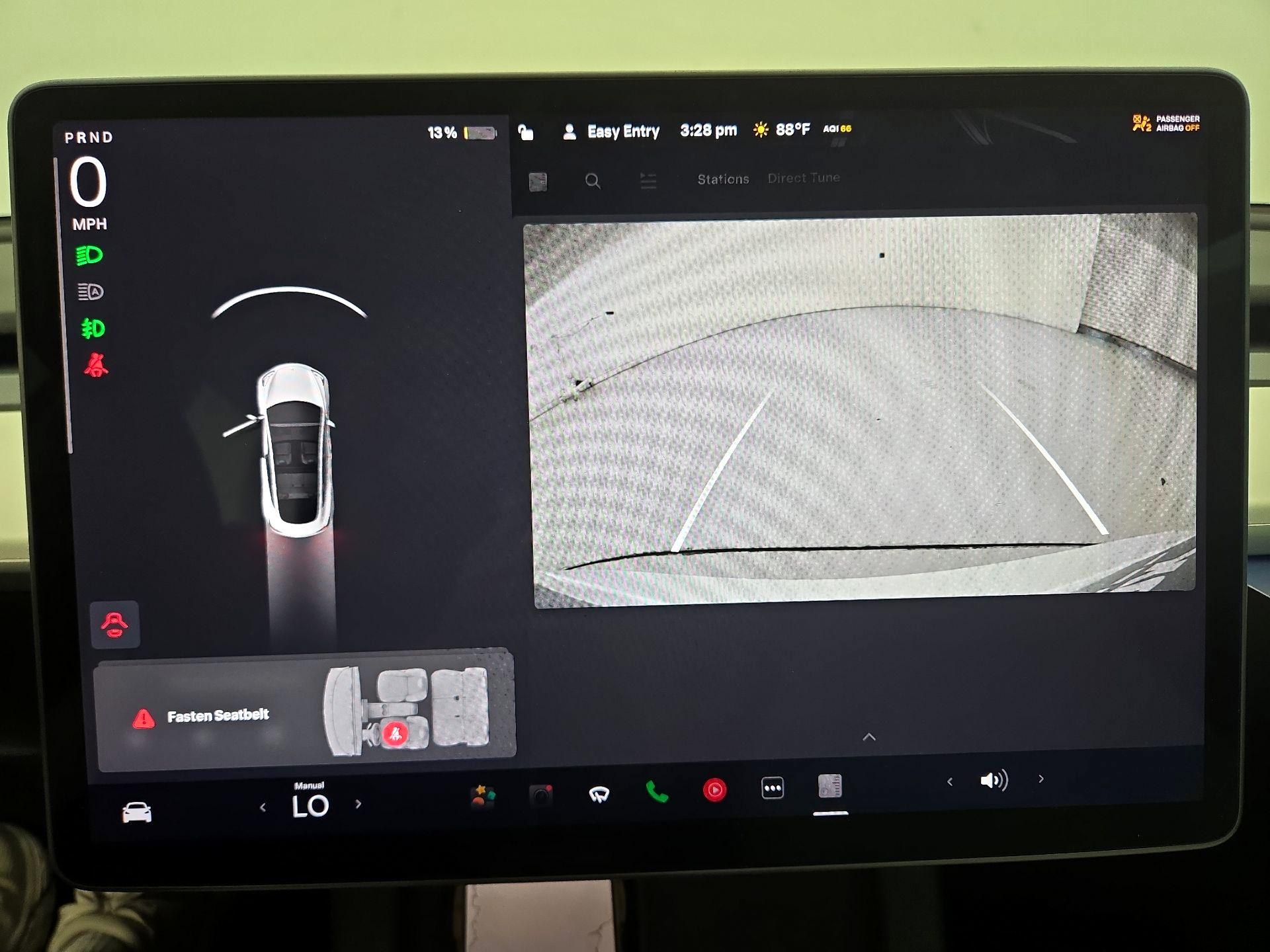 Thumbnail: 2022 Tesla Model 3 - 14