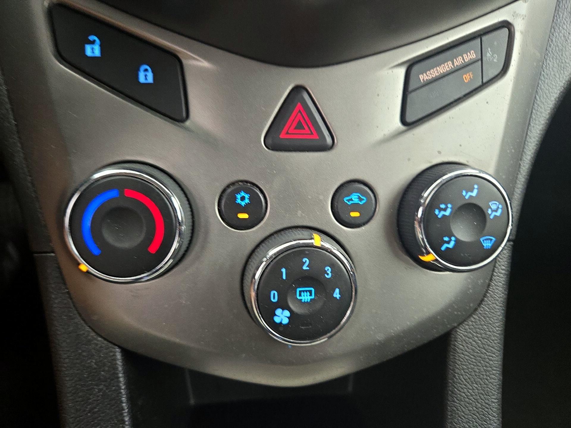 Thumbnail: 2015 Chevrolet Sonic - 15