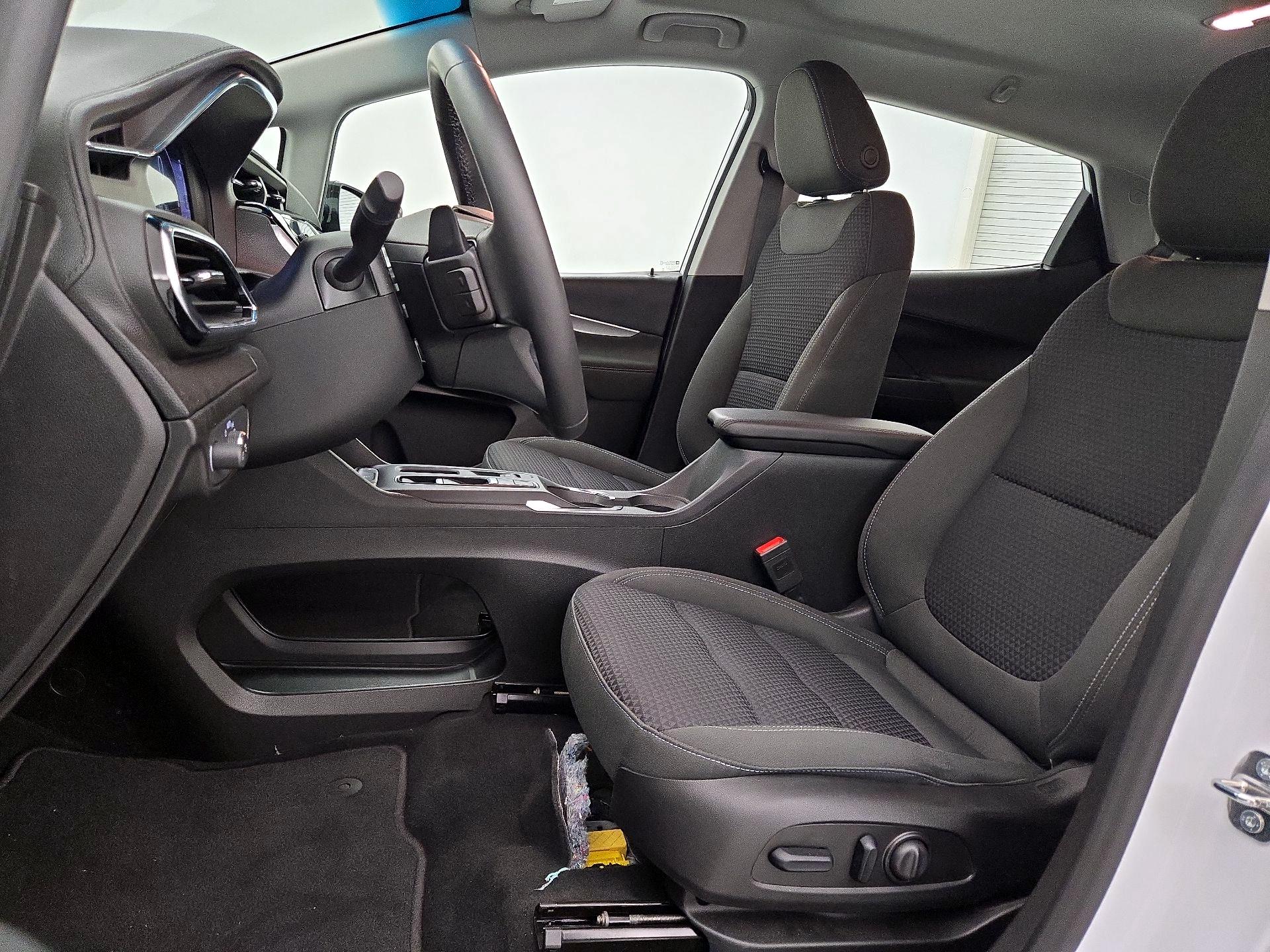 Thumbnail: 2023 Chevrolet Bolt EV - 11