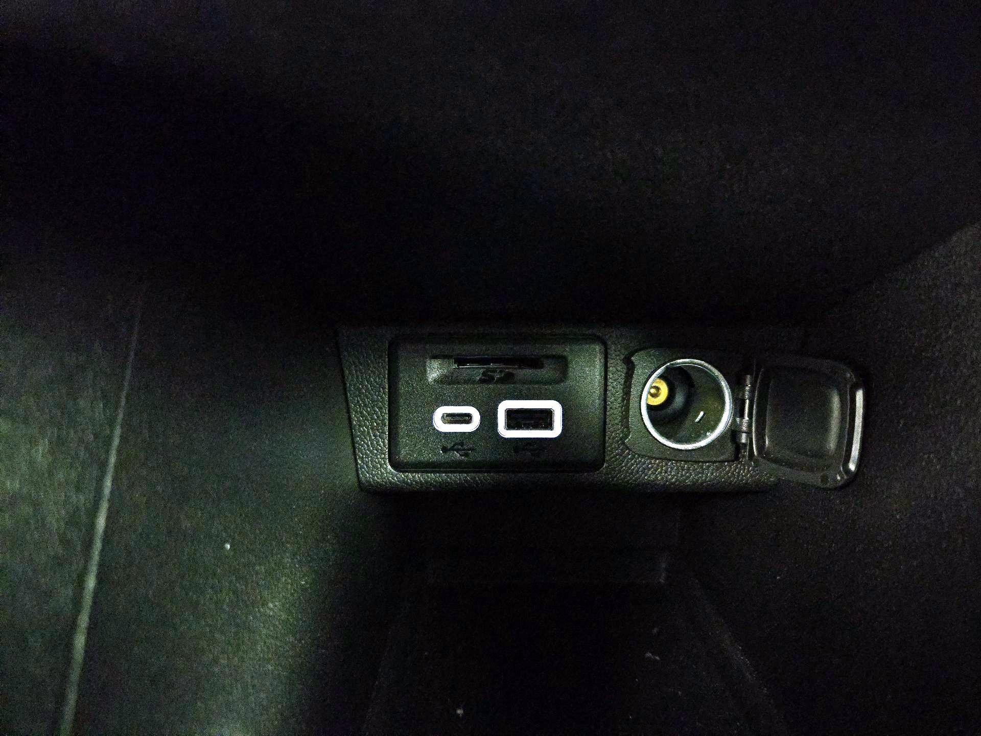 Thumbnail: 2023 Chevrolet Bolt EV - 18