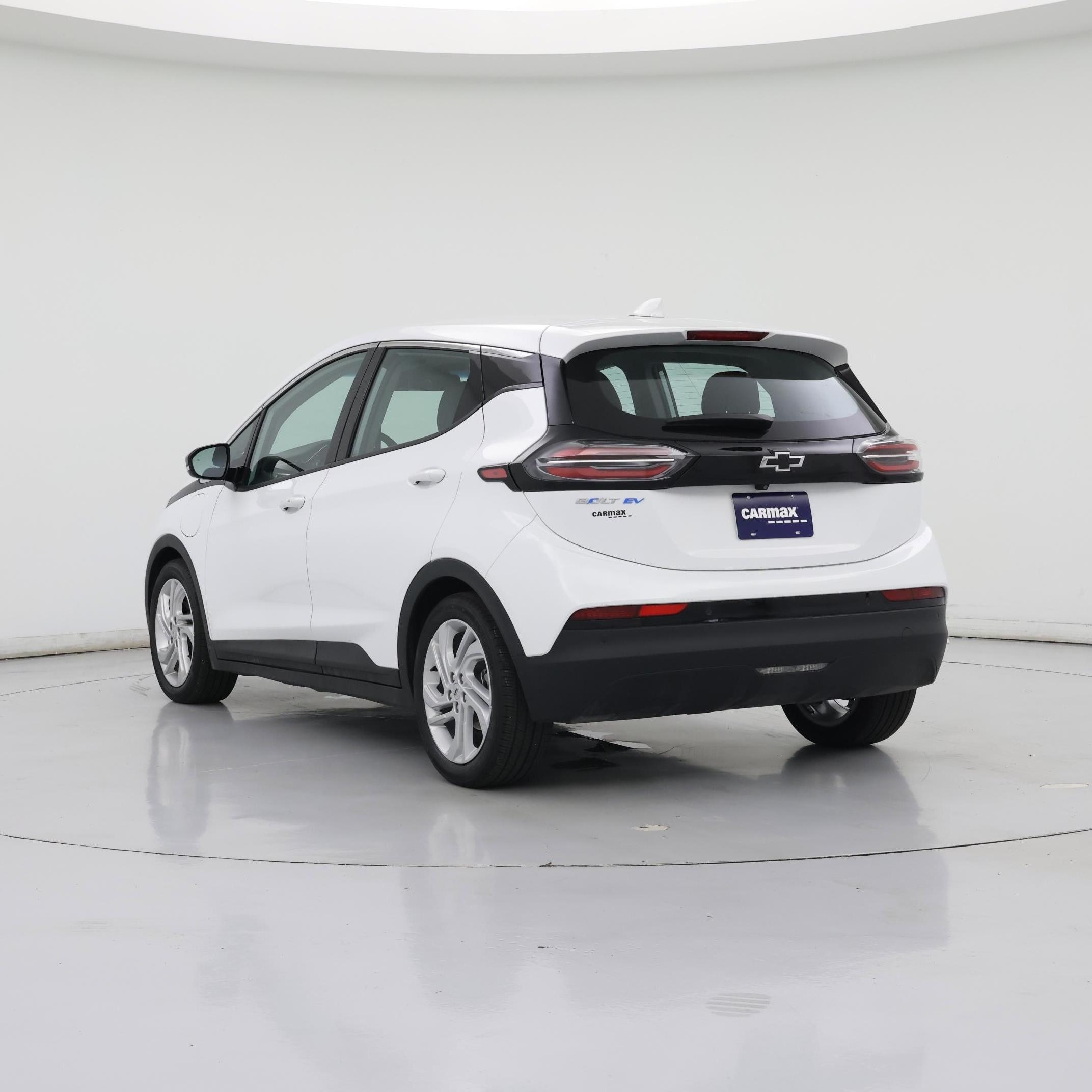 Thumbnail: 2023 Chevrolet Bolt EV - 2