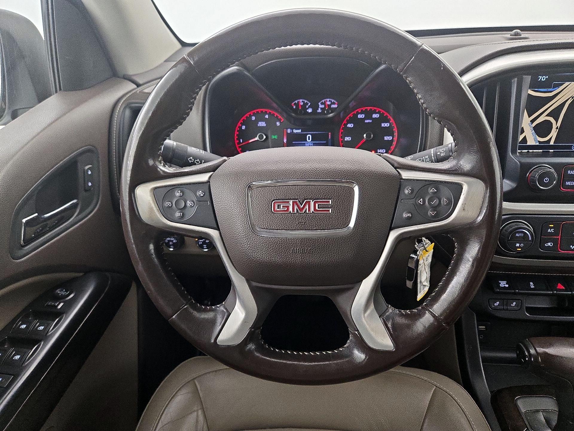 Thumbnail: 2016 GMC Canyon - 10