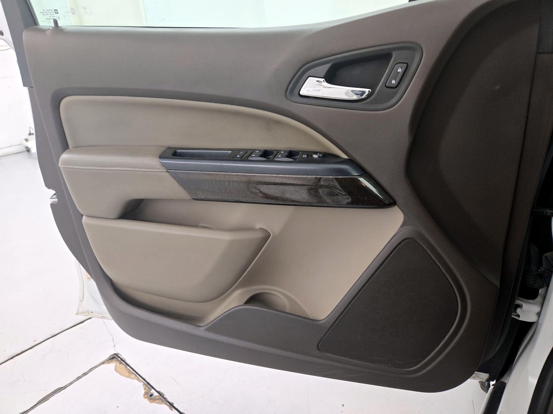 Thumbnail: 2016 GMC Canyon - 12