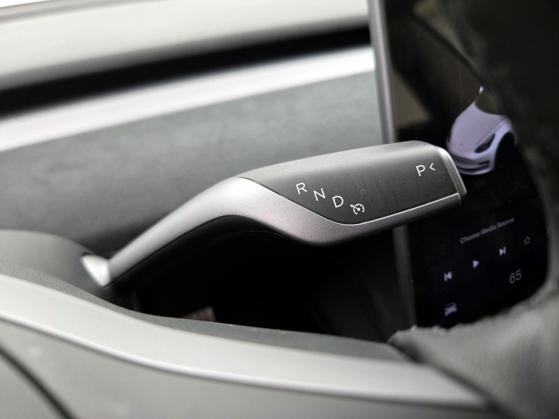 Thumbnail: 2023 Tesla Model 3 - 17
