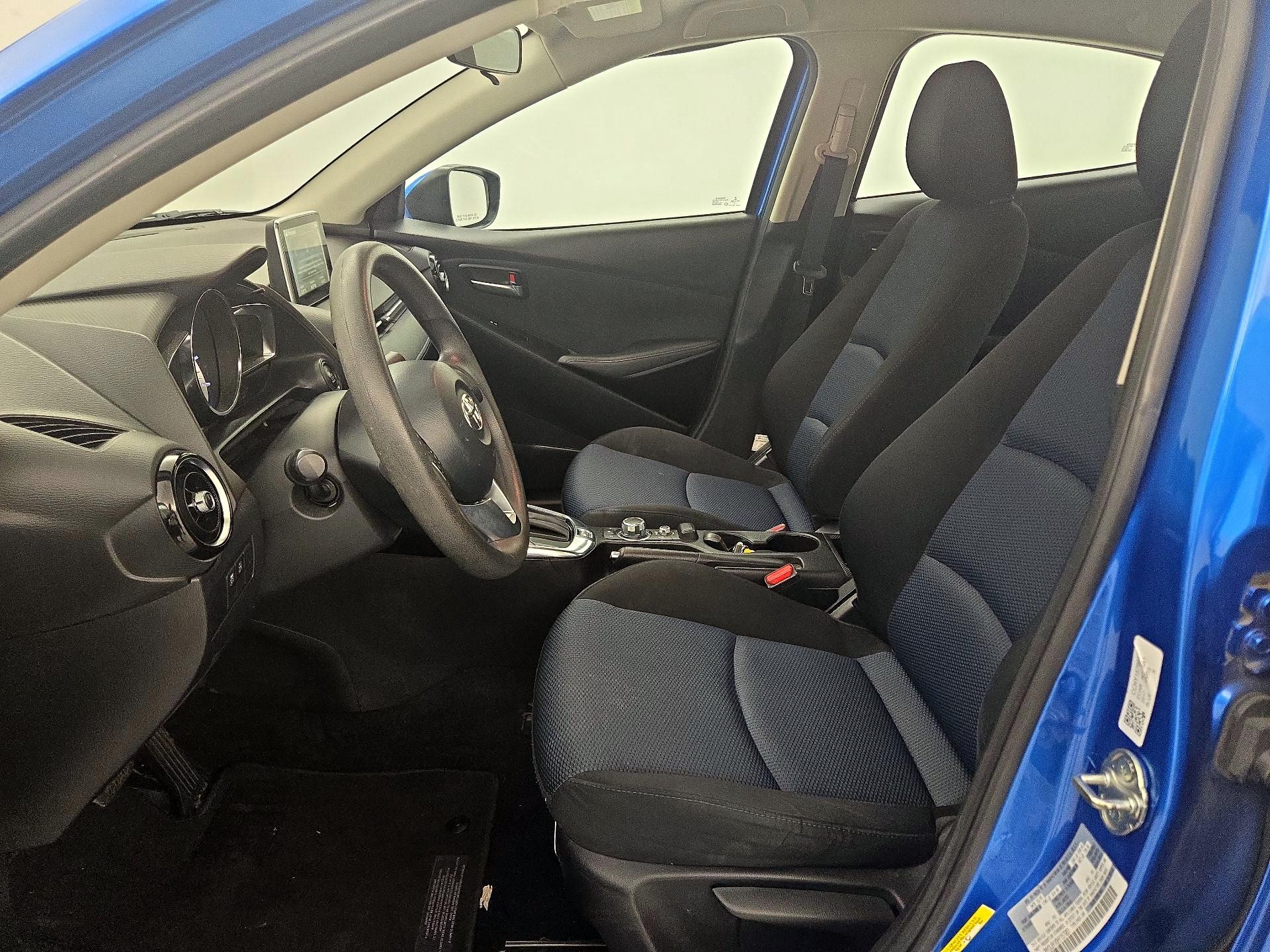 Thumbnail: 2017 Toyota Yaris iA - 11