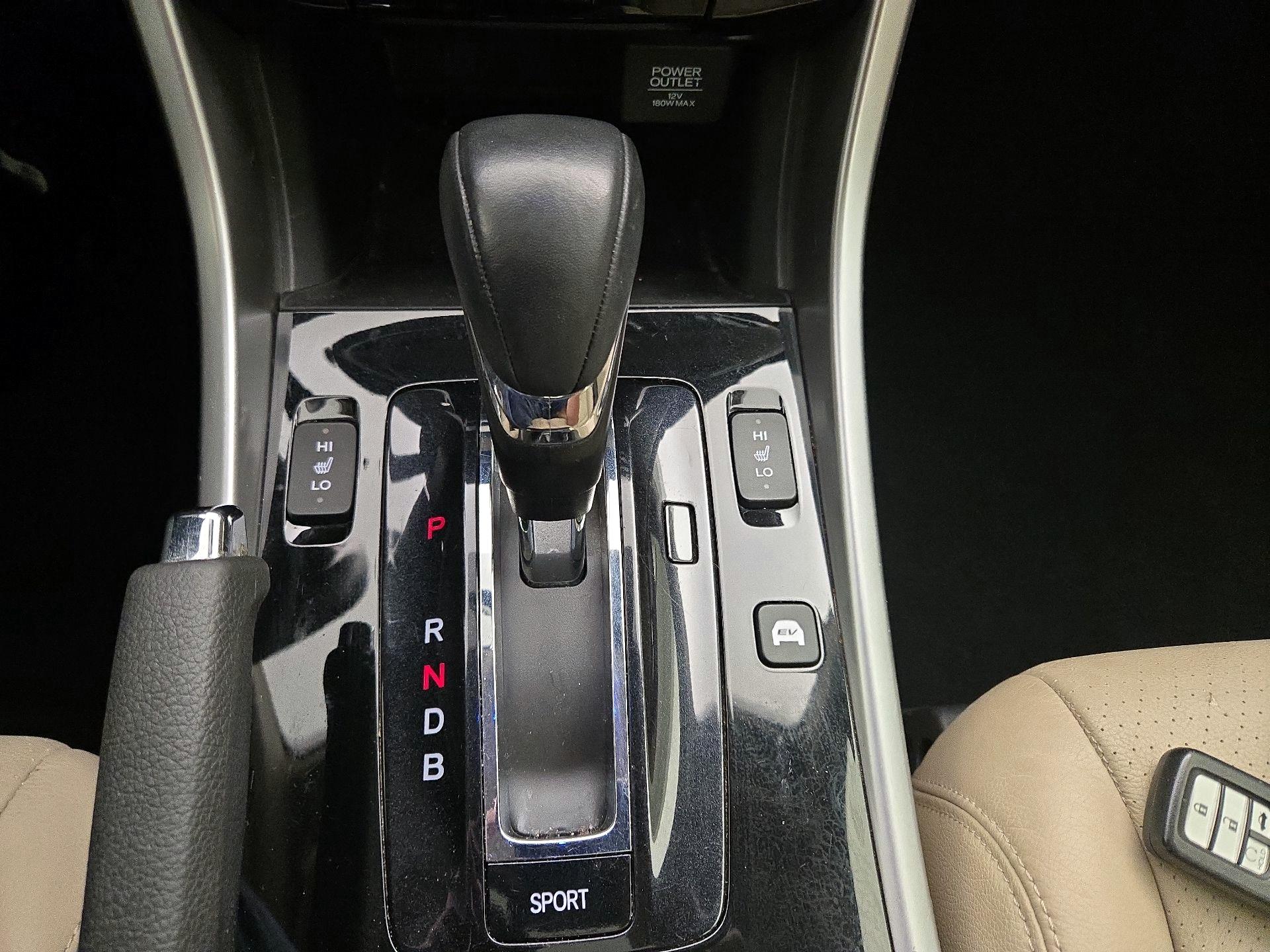 Thumbnail: 2017 Honda Accord - 17