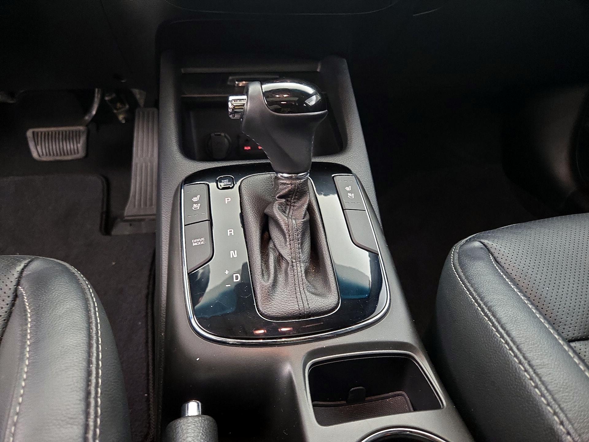 Thumbnail: 2017 Kia Forte - 18
