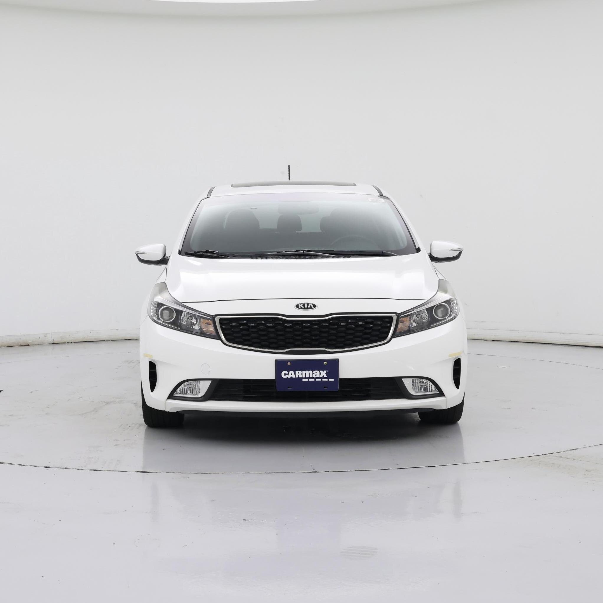 Thumbnail: 2017 Kia Forte - 5