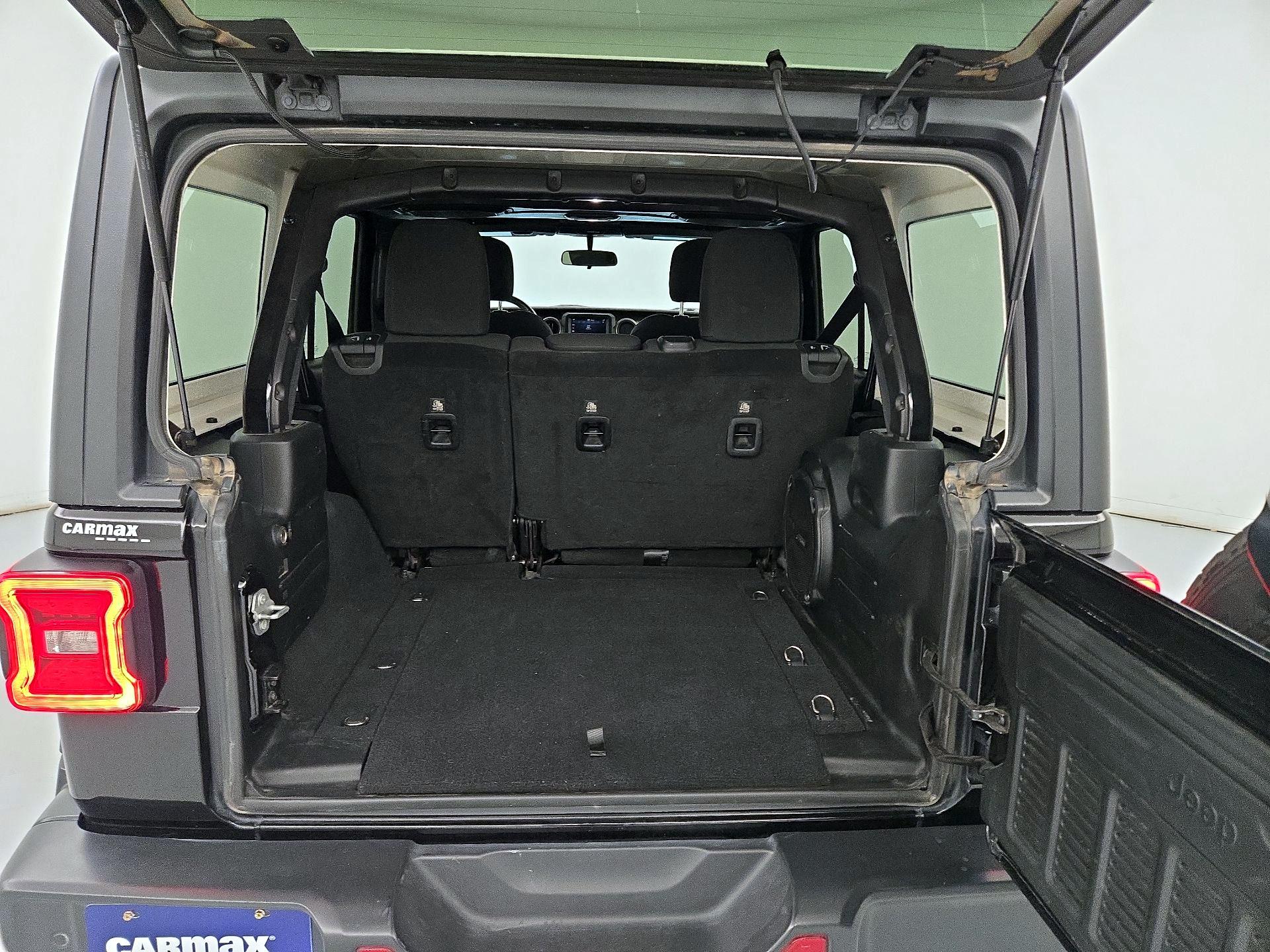 Thumbnail: 2018 Jeep Wrangler - 20