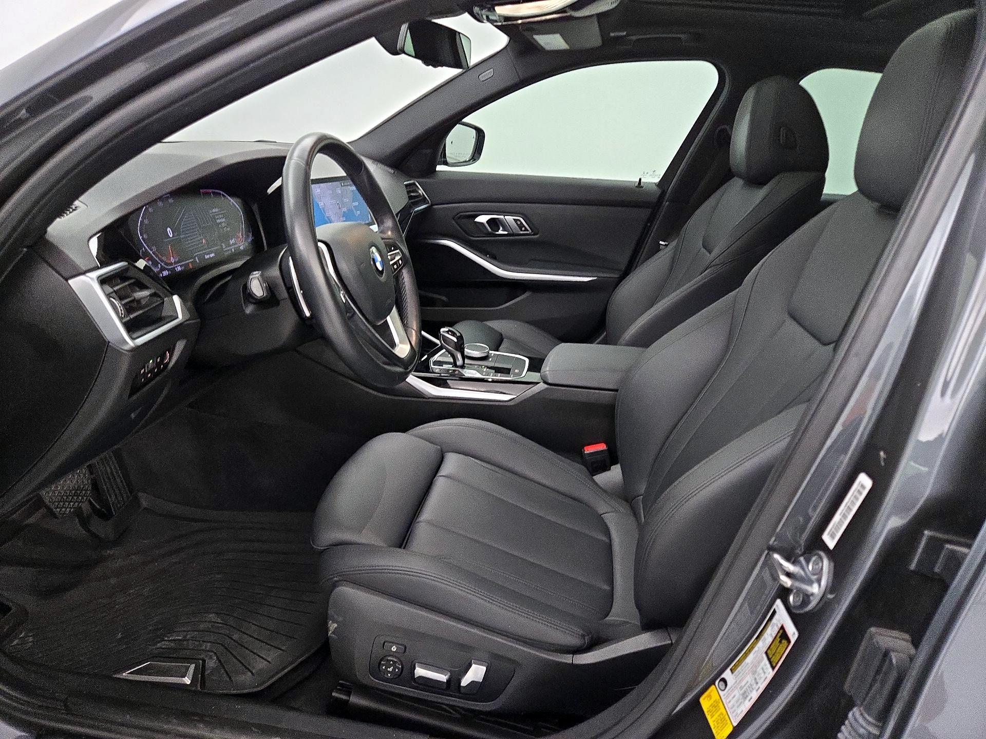 Thumbnail: 2019 BMW 3 Series - 11