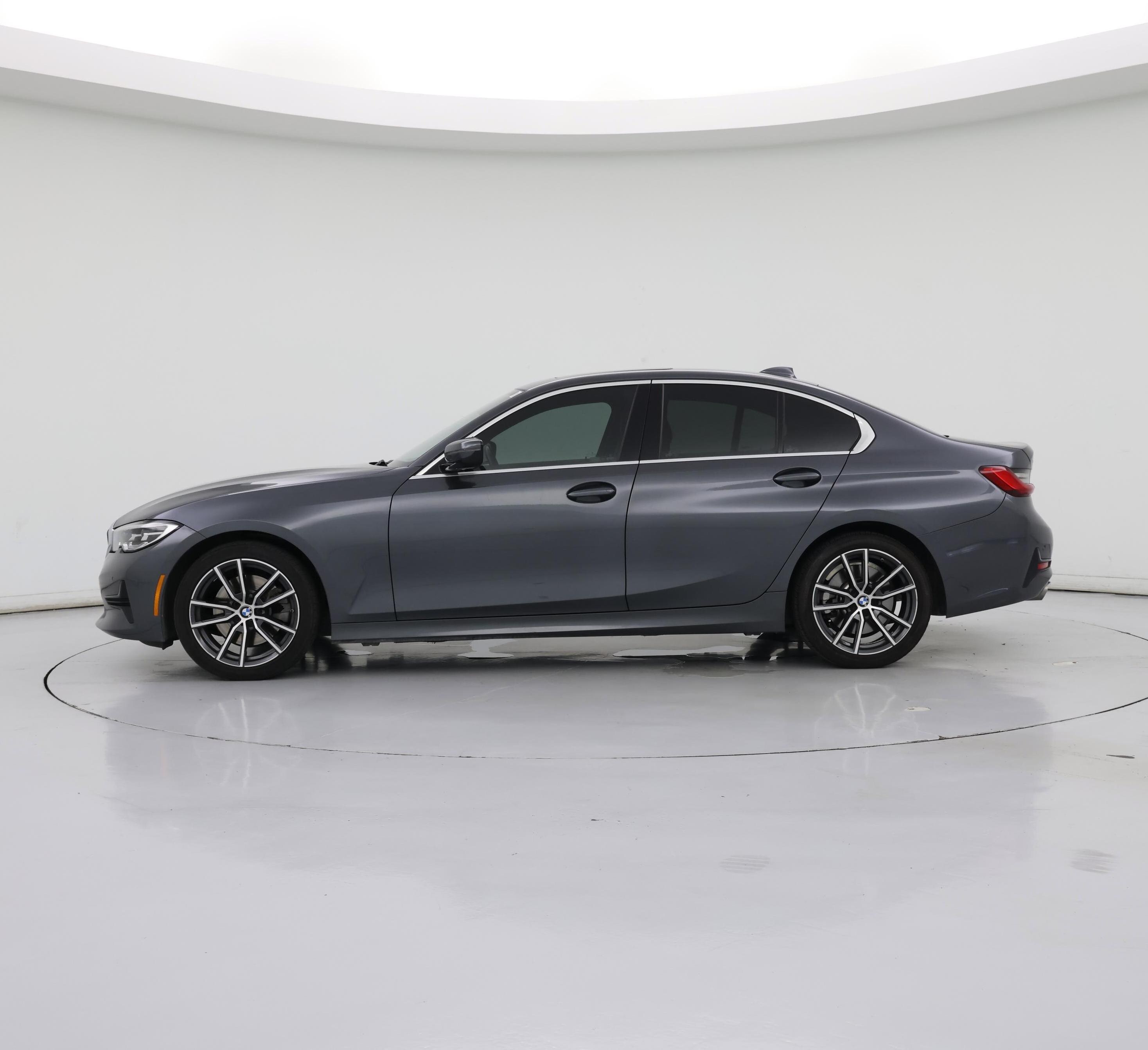 Thumbnail: 2019 BMW 3 Series - 3