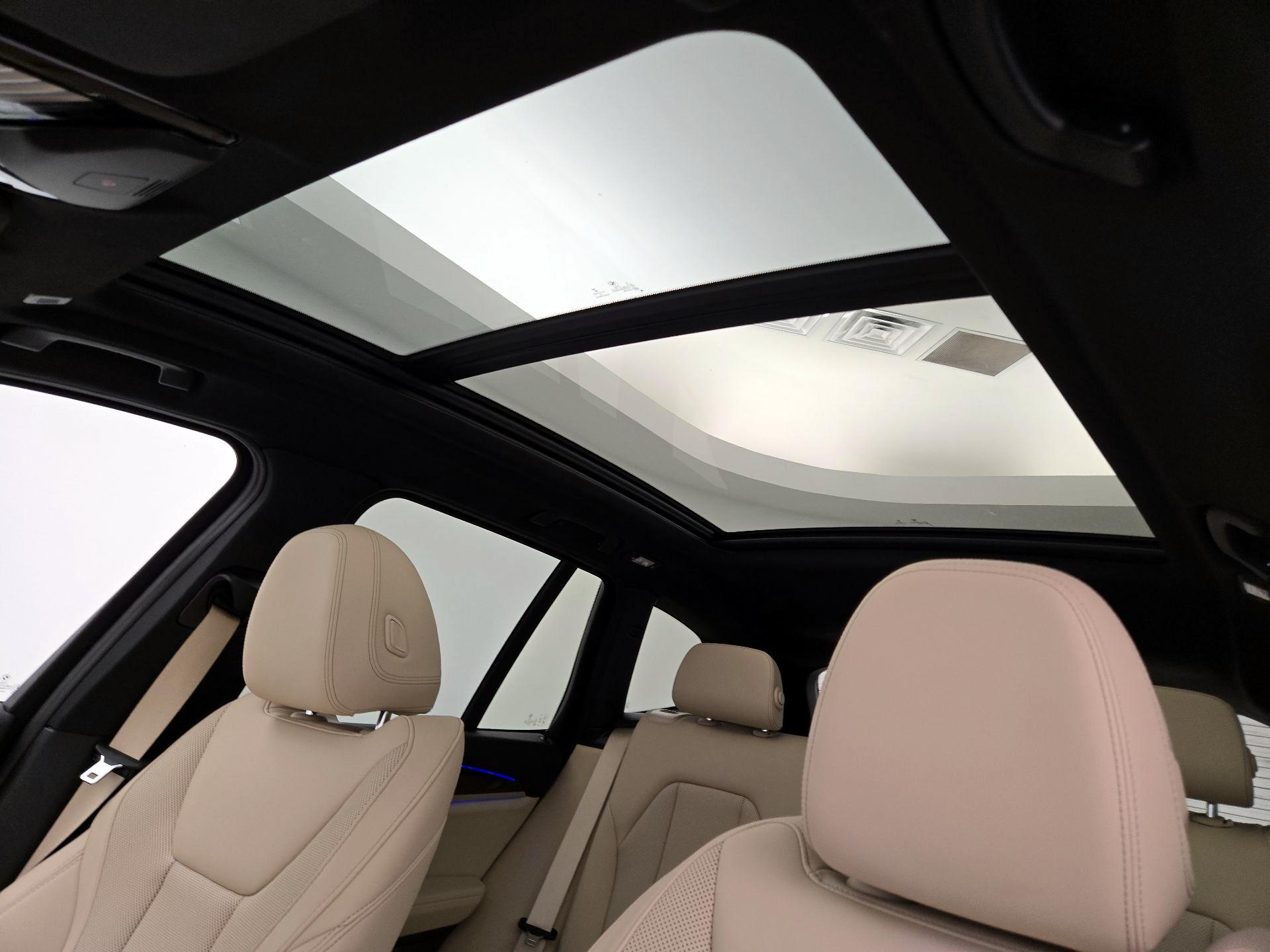 Thumbnail: 2022 BMW X3 - 20