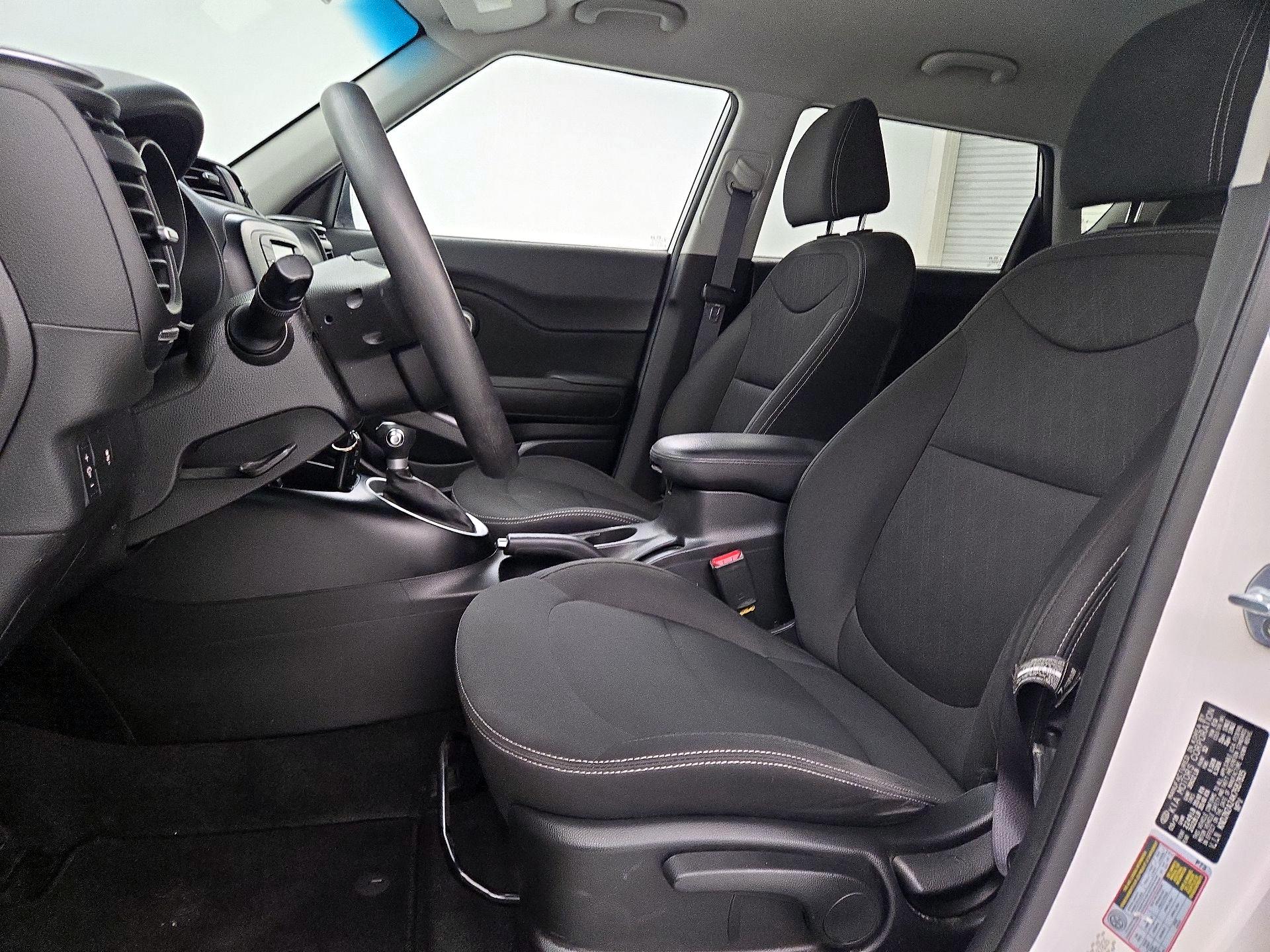 Thumbnail: 2019 Kia Soul - 11