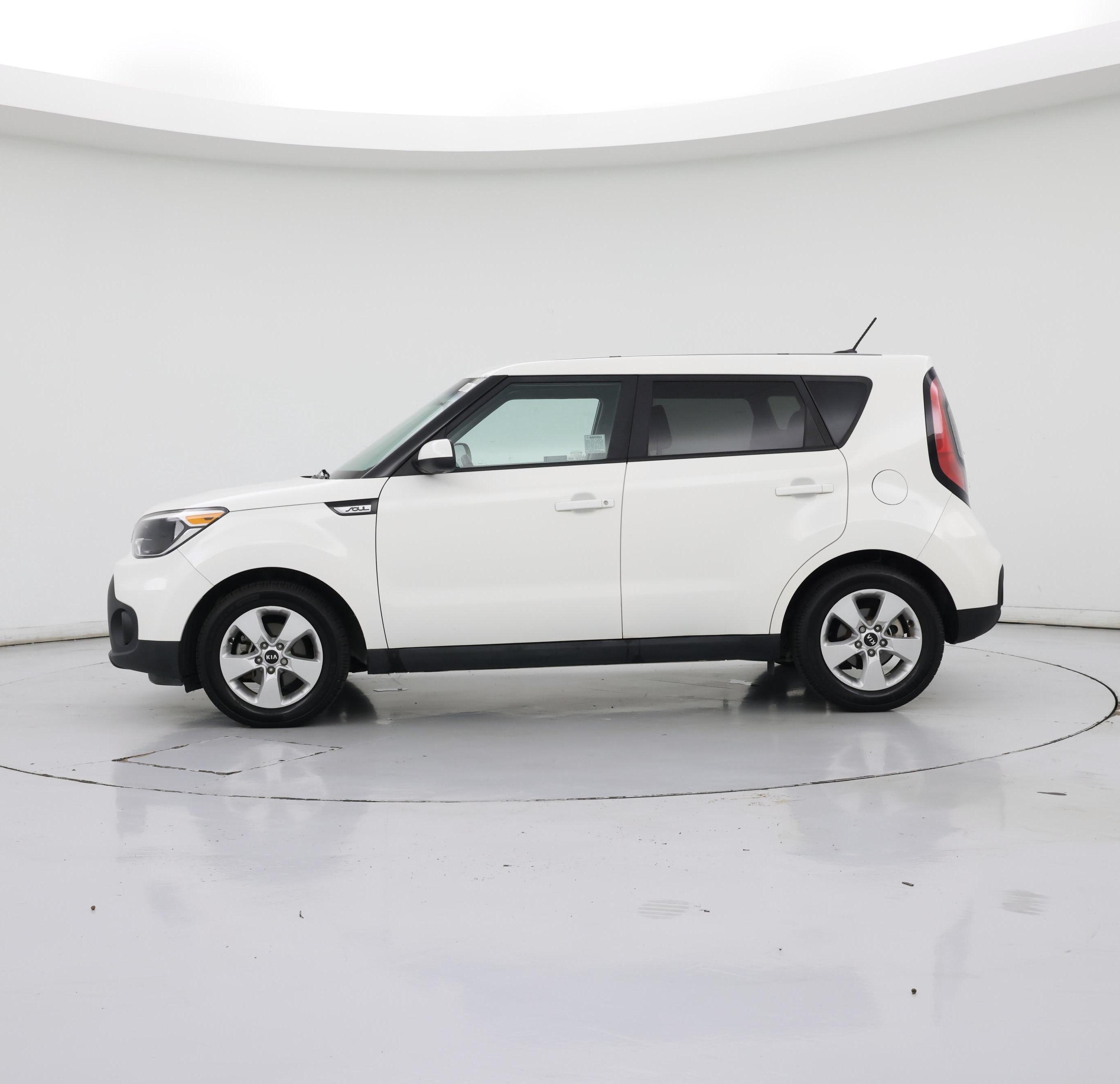 Thumbnail: 2019 Kia Soul - 3