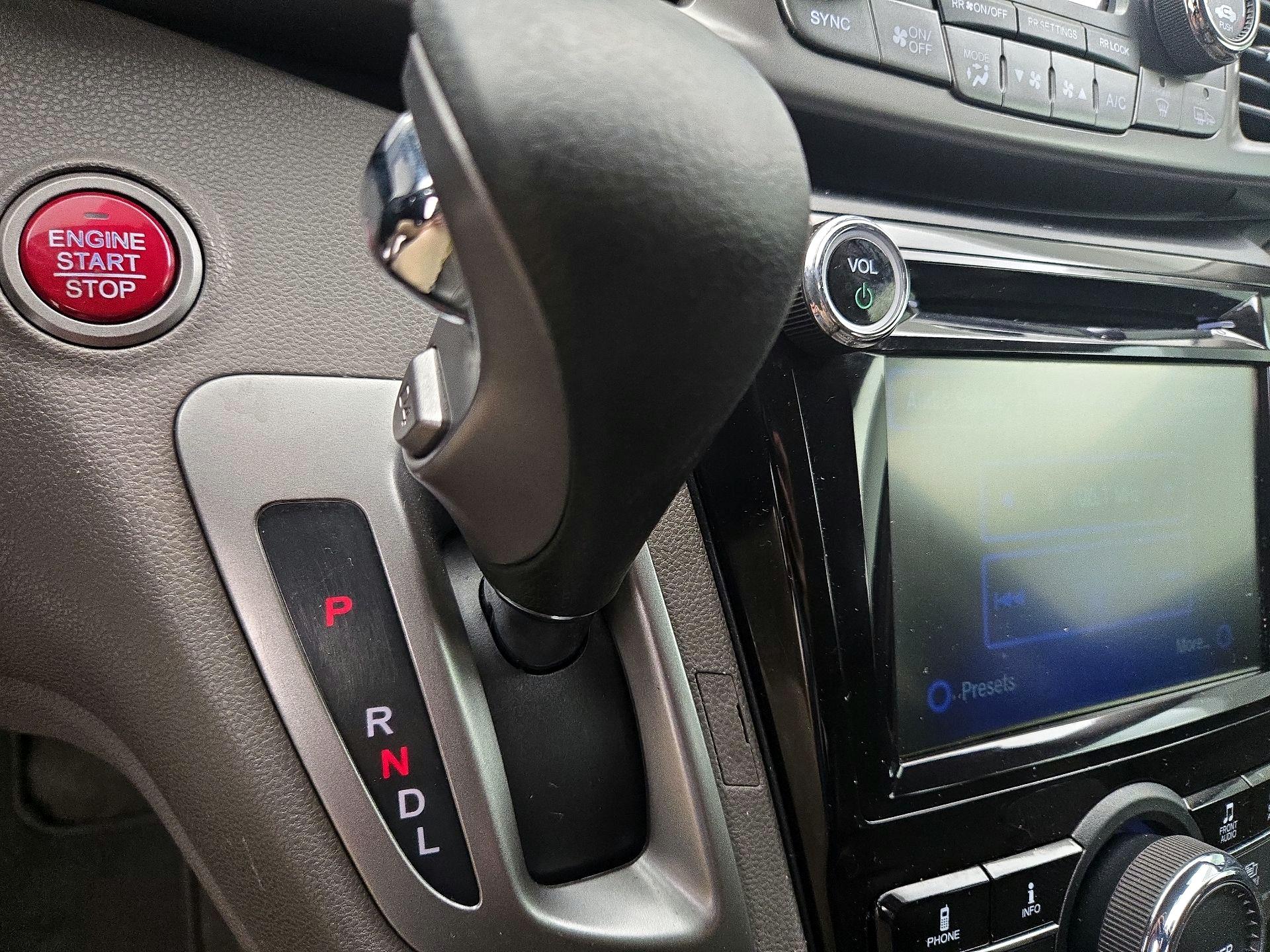 Thumbnail: 2016 Honda Odyssey - 17
