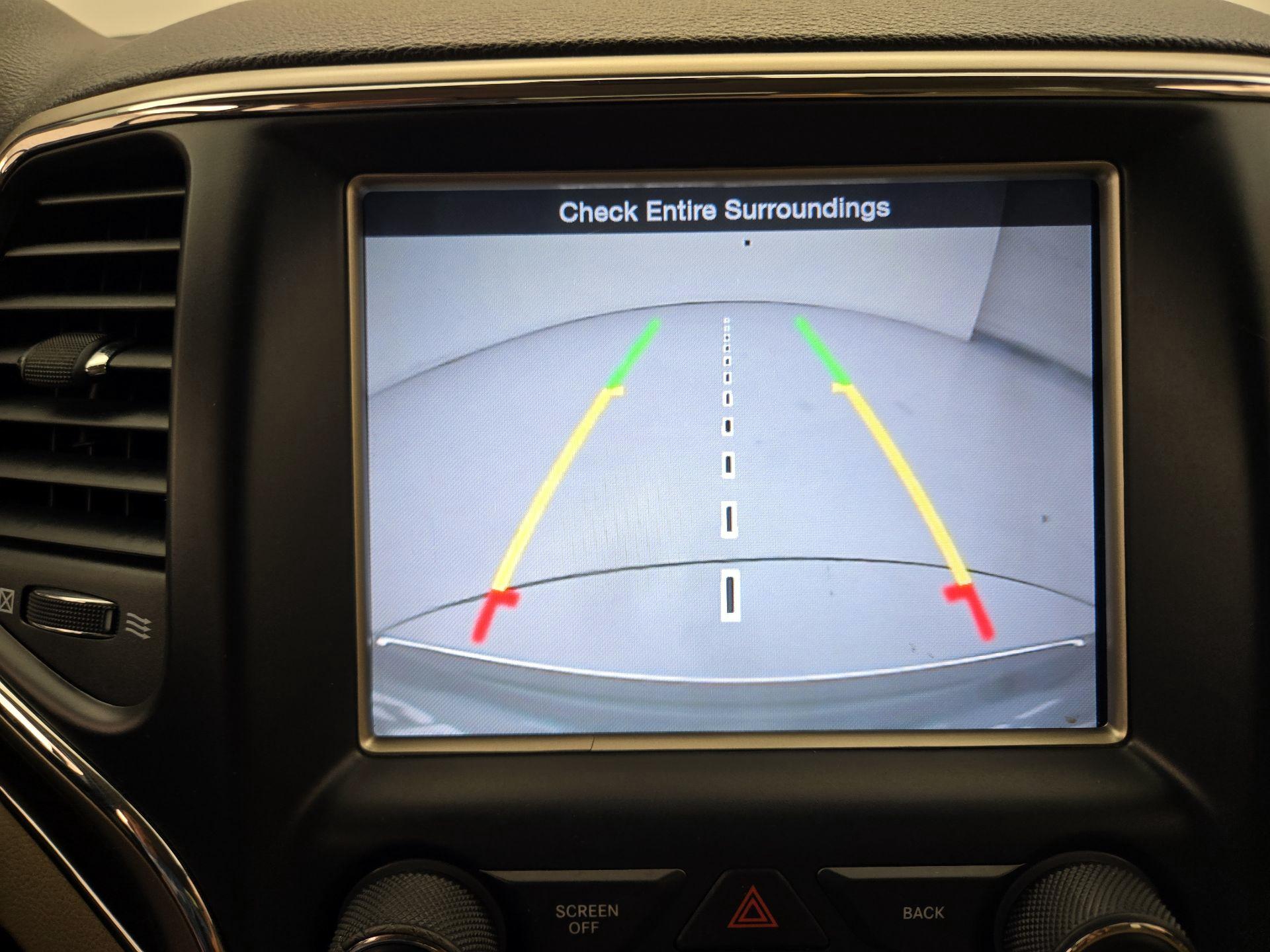 Thumbnail: 2014 Jeep Grand Cherokee - 14