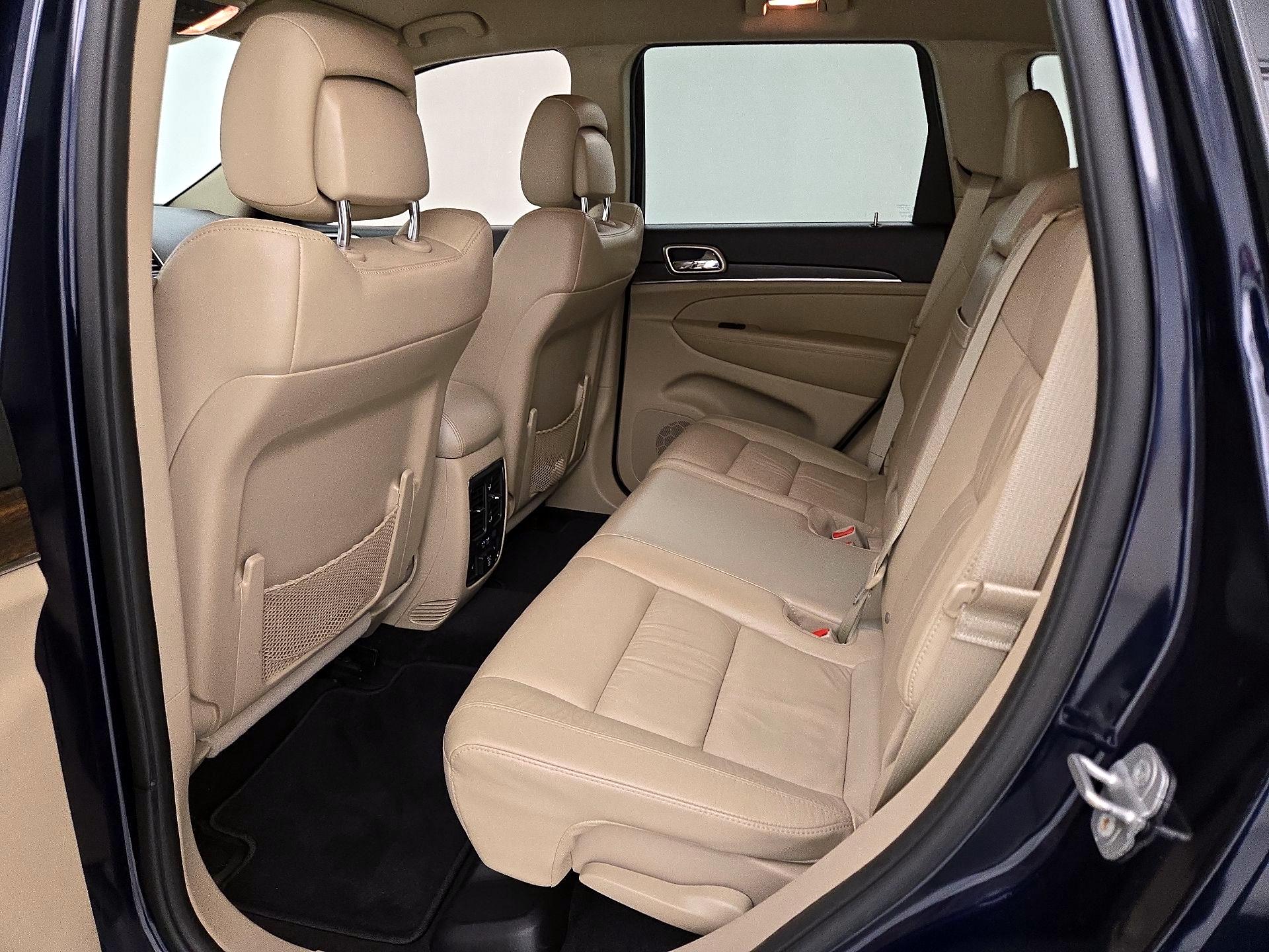Thumbnail: 2014 Jeep Grand Cherokee - 19