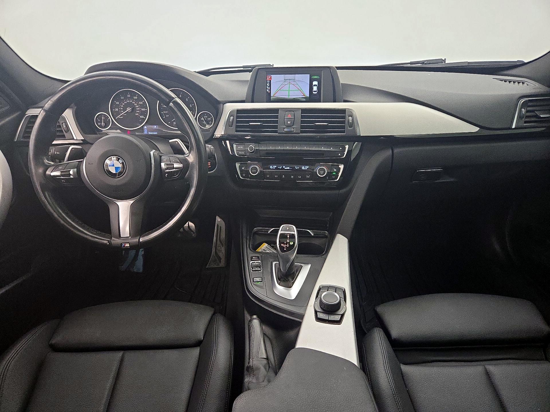 Thumbnail: 2016 BMW 3 Series - 9